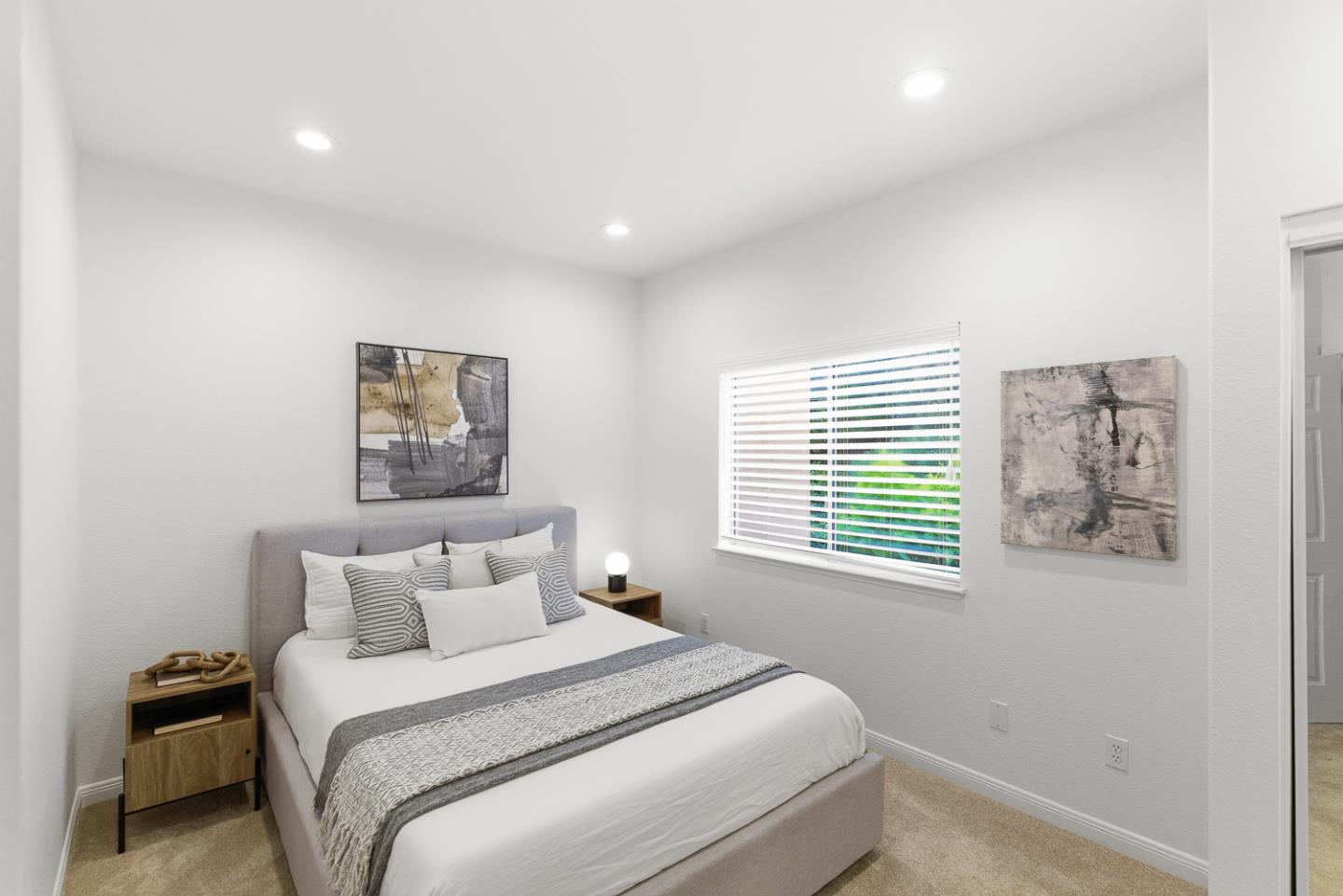 Detail Gallery Image 23 of 41 For 12 Baycrest Way, South San Francisco,  CA 94080 - 3 Beds | 2/1 Baths