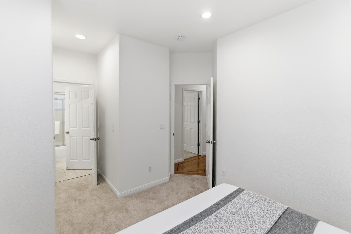 Detail Gallery Image 25 of 41 For 12 Baycrest Way, South San Francisco,  CA 94080 - 3 Beds | 2/1 Baths