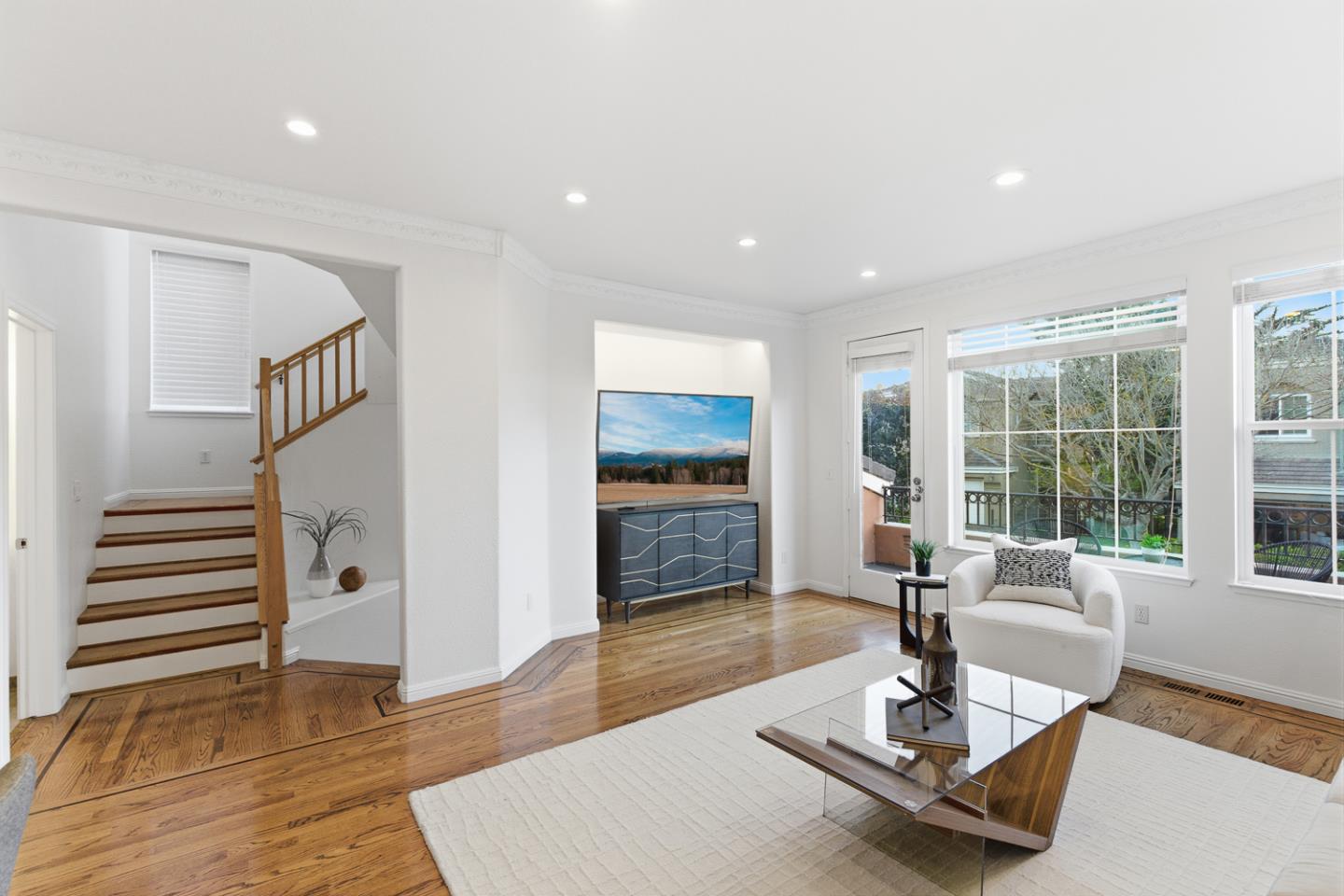 Detail Gallery Image 3 of 41 For 12 Baycrest Way, South San Francisco,  CA 94080 - 3 Beds | 2/1 Baths