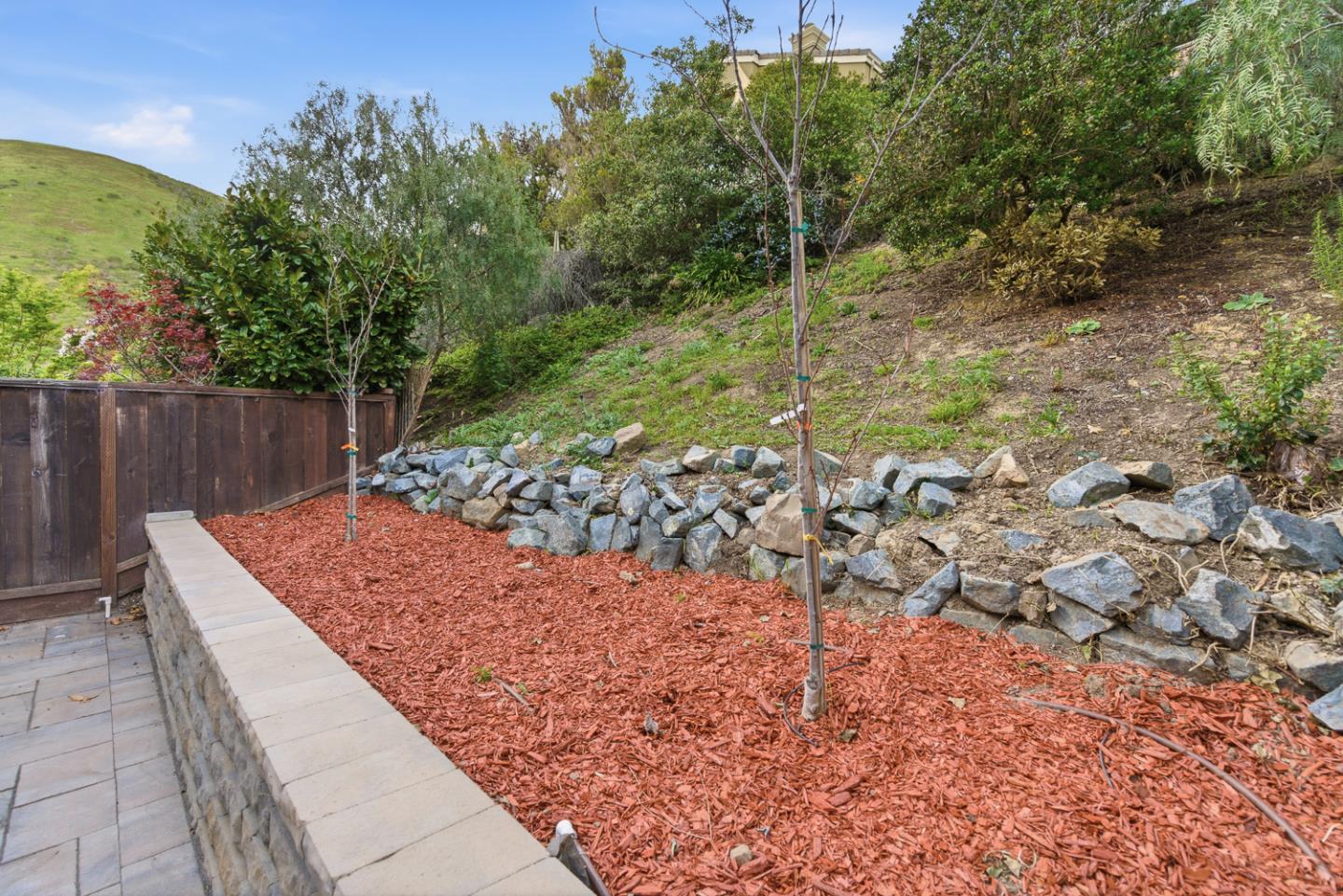 Detail Gallery Image 32 of 41 For 12 Baycrest Way, South San Francisco,  CA 94080 - 3 Beds | 2/1 Baths