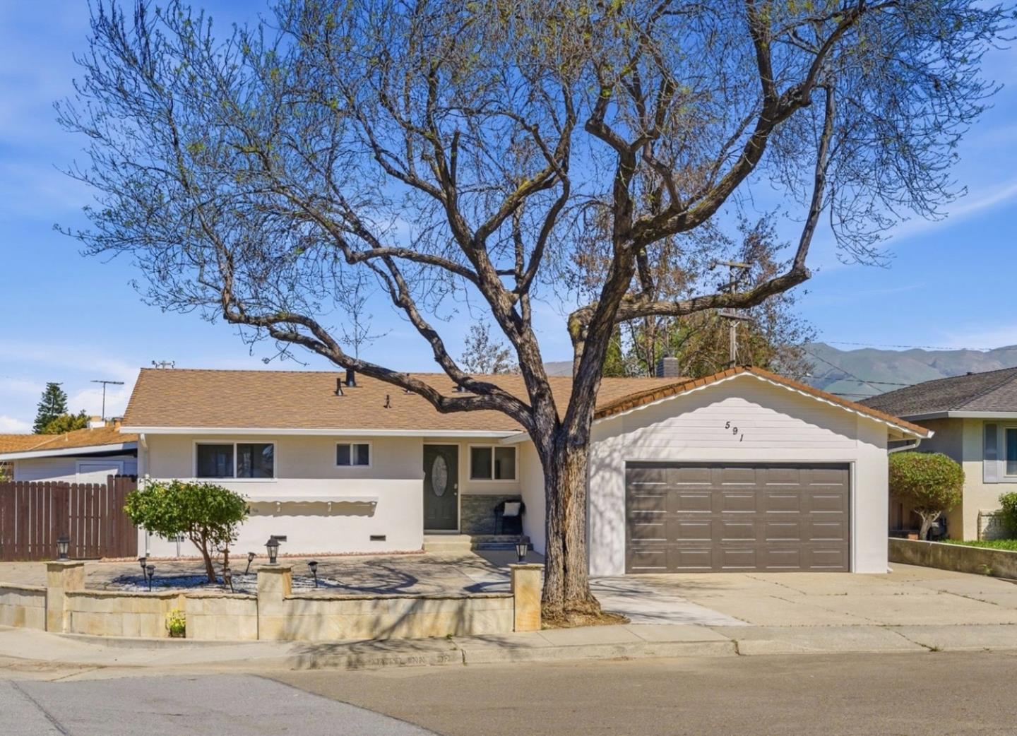 Detail Gallery Image 2 of 31 For 591 Marylinn Dr, Milpitas,  CA 95035 - 3 Beds | 2 Baths