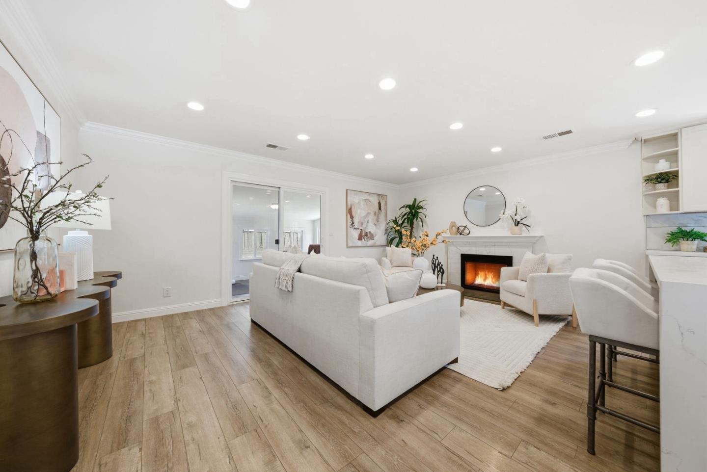 Detail Gallery Image 3 of 31 For 591 Marylinn Dr, Milpitas,  CA 95035 - 3 Beds | 2 Baths