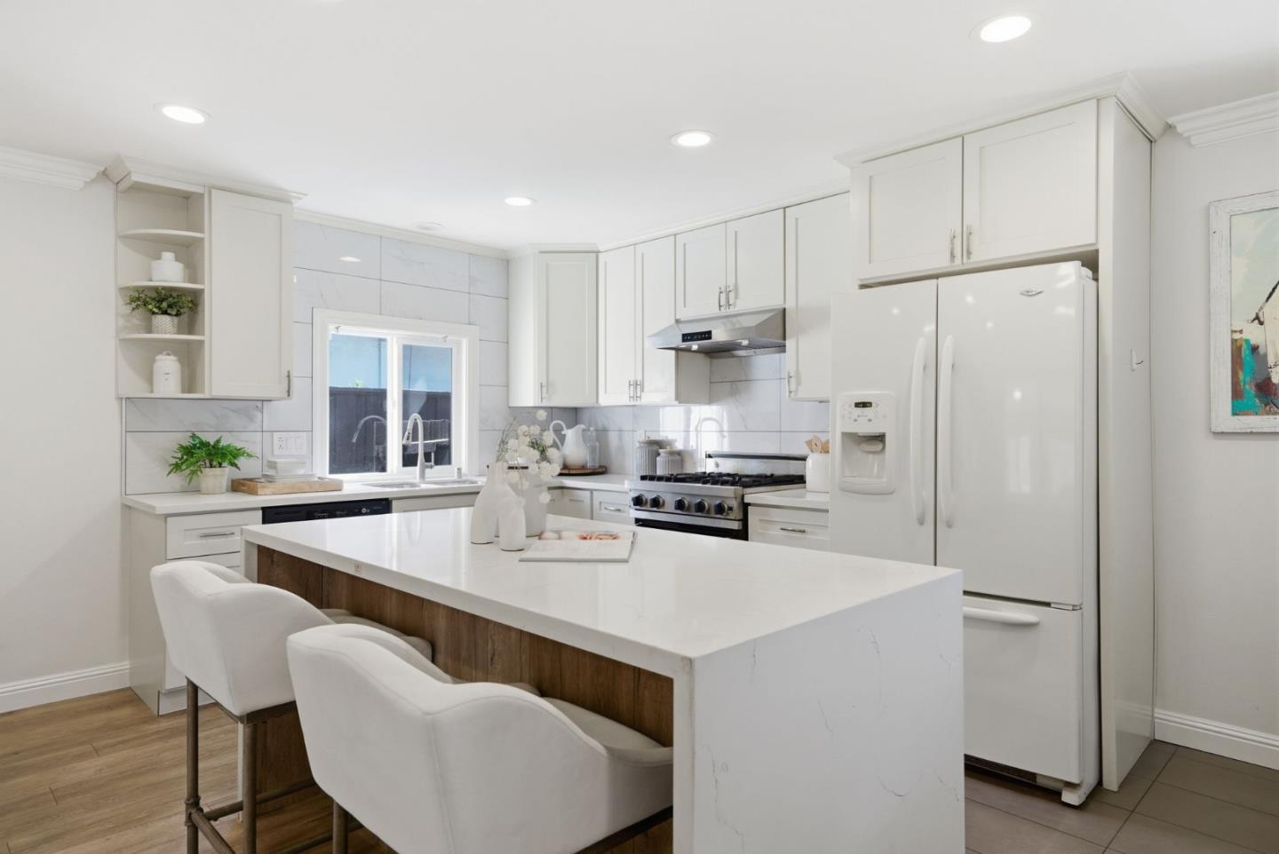 Detail Gallery Image 8 of 31 For 591 Marylinn Dr, Milpitas,  CA 95035 - 3 Beds | 2 Baths