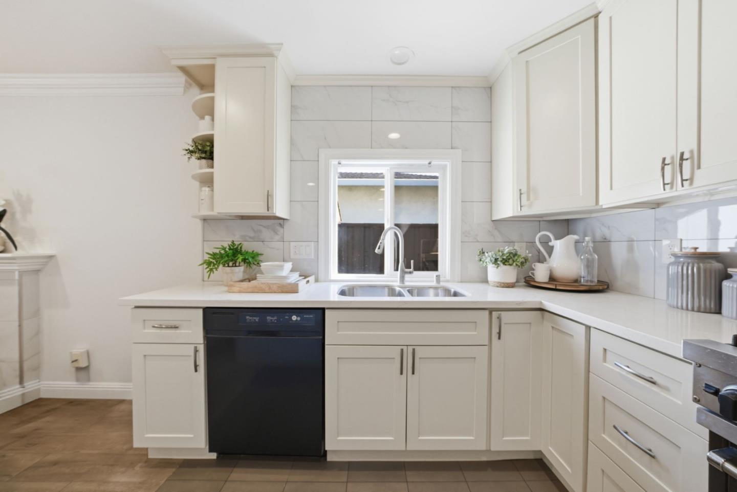 Detail Gallery Image 9 of 31 For 591 Marylinn Dr, Milpitas,  CA 95035 - 3 Beds | 2 Baths