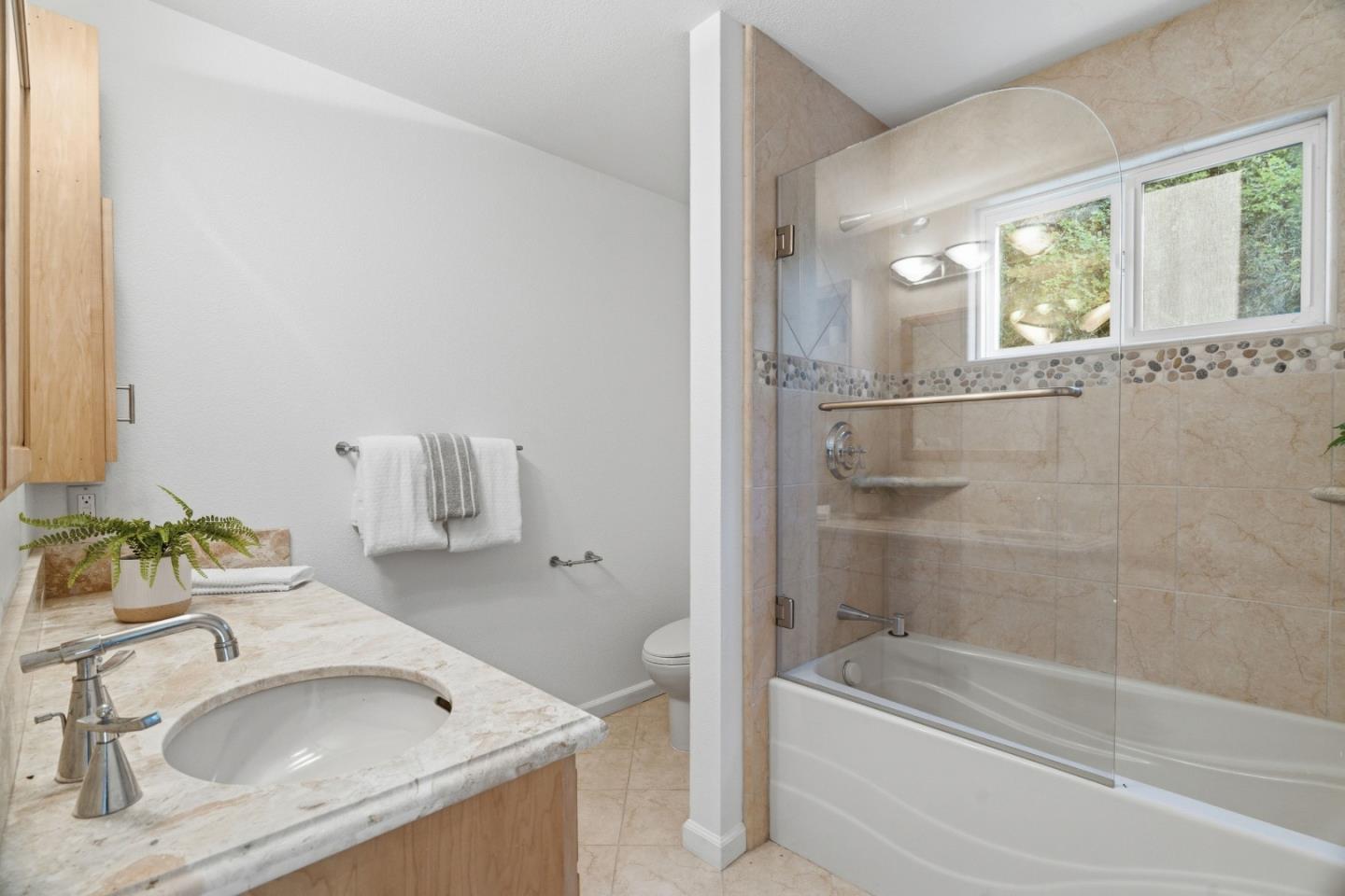 Detail Gallery Image 21 of 59 For 740 Loma Prieta Dr, Aptos,  CA 95003 - 3 Beds | 2/1 Baths