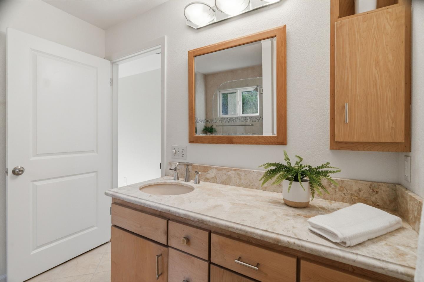 Detail Gallery Image 22 of 59 For 740 Loma Prieta Dr, Aptos,  CA 95003 - 3 Beds | 2/1 Baths