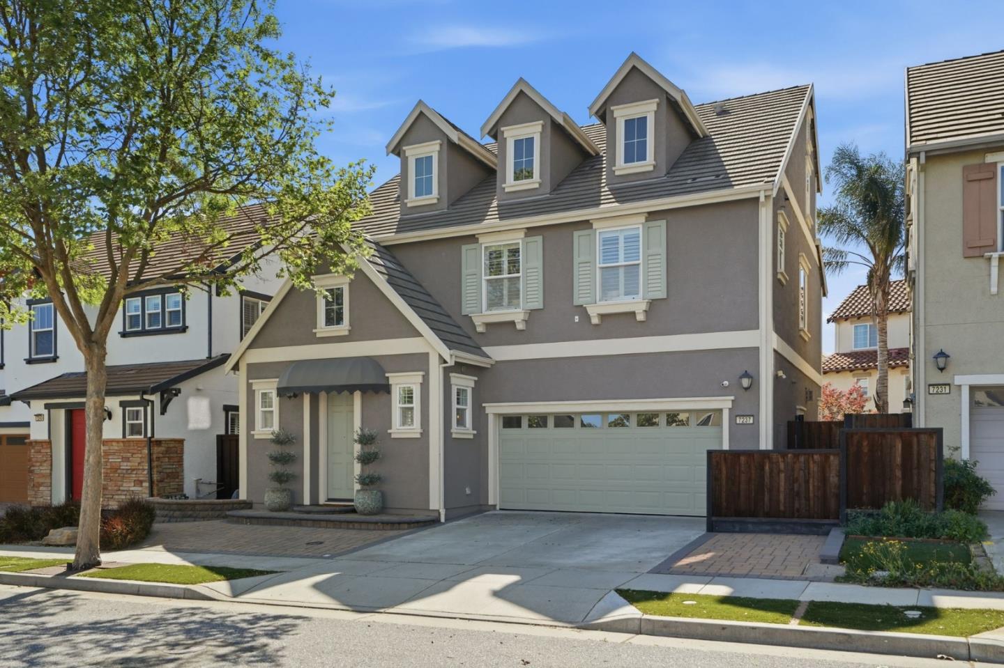 Detail Gallery Image 2 of 51 For 7237 Longhill Way, San Jose,  CA 95138 - 5 Beds | 3/1 Baths