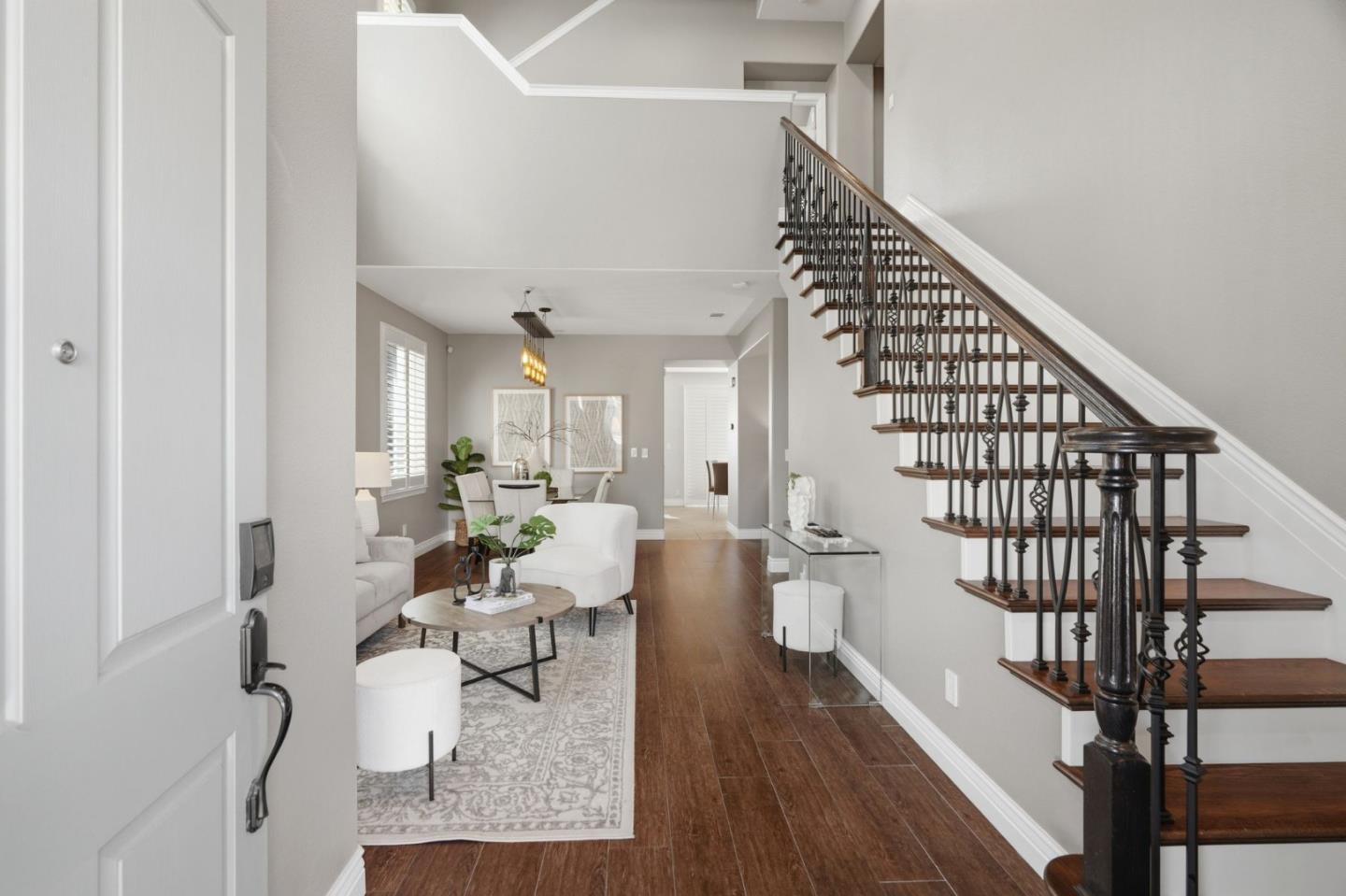 Detail Gallery Image 4 of 51 For 7237 Longhill Way, San Jose,  CA 95138 - 5 Beds | 3/1 Baths