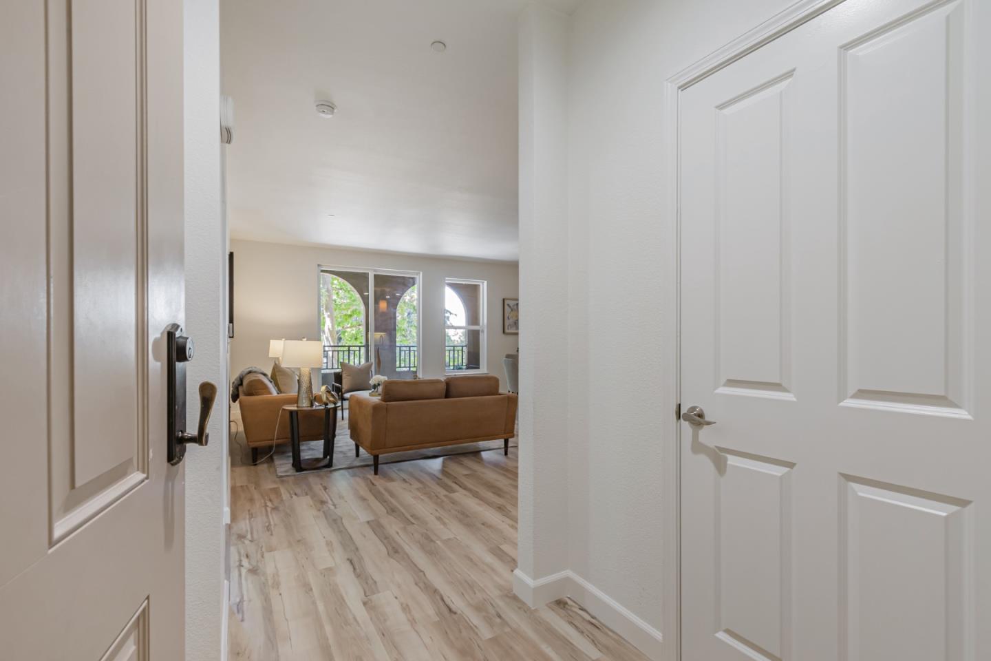 Photo #5: ML82039447 Listing: Photo #5