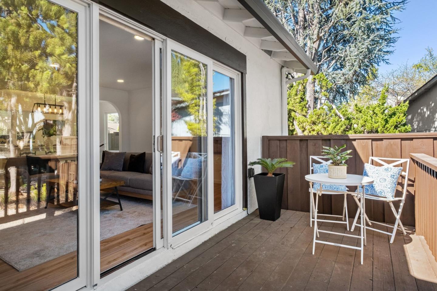 Detail Gallery Image 11 of 74 For 6131 Corte De La Reina, San Jose,  CA 95120 - 6 Beds | 4 Baths