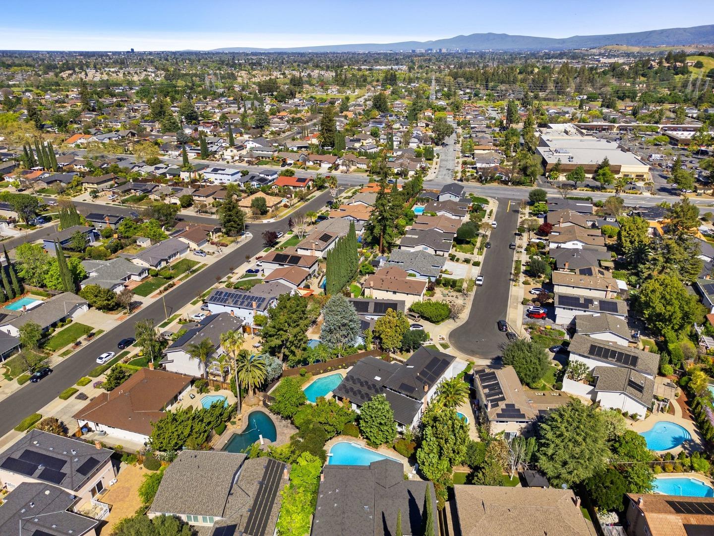 Detail Gallery Image 71 of 74 For 6131 Corte De La Reina, San Jose,  CA 95120 - 6 Beds | 4 Baths
