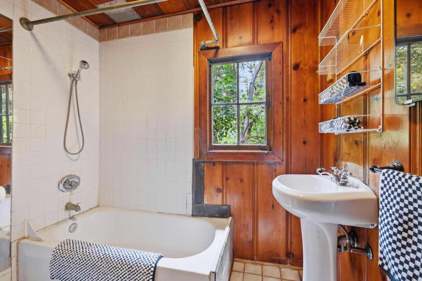 Detail Gallery Image 20 of 36 For 15145 Highway 9, Boulder Creek,  CA 95006 - 2 Beds | 1 Baths