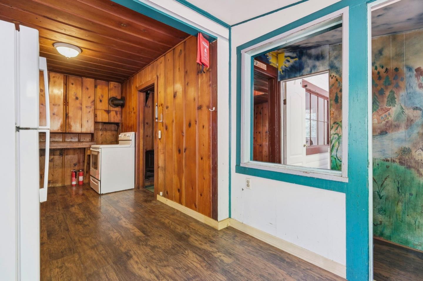 Detail Gallery Image 6 of 36 For 15145 Highway 9, Boulder Creek,  CA 95006 - 2 Beds | 1 Baths