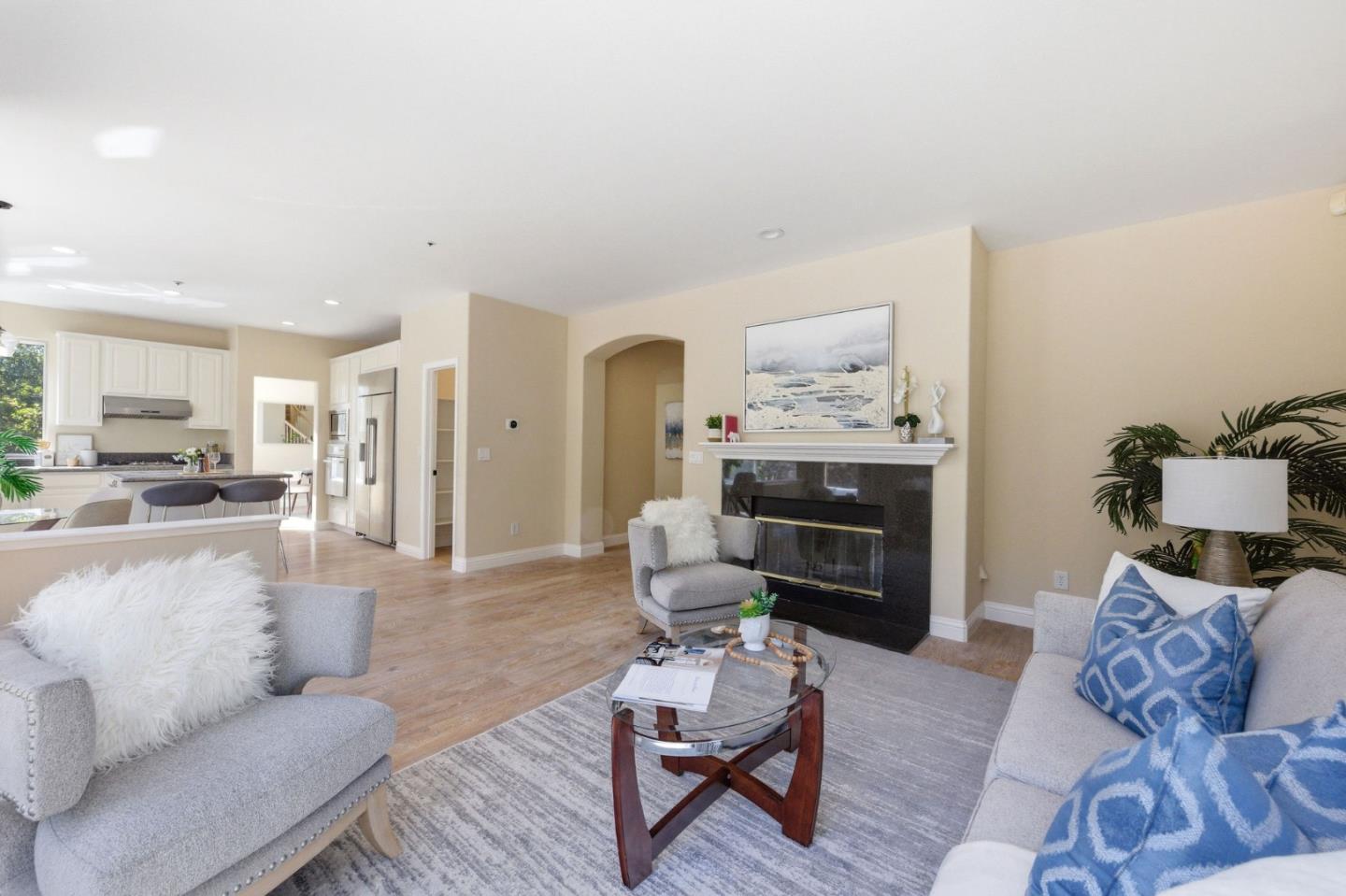 Detail Gallery Image 26 of 86 For 117 Lakewood Cir, San Mateo,  CA 94402 - 4 Beds | 3 Baths