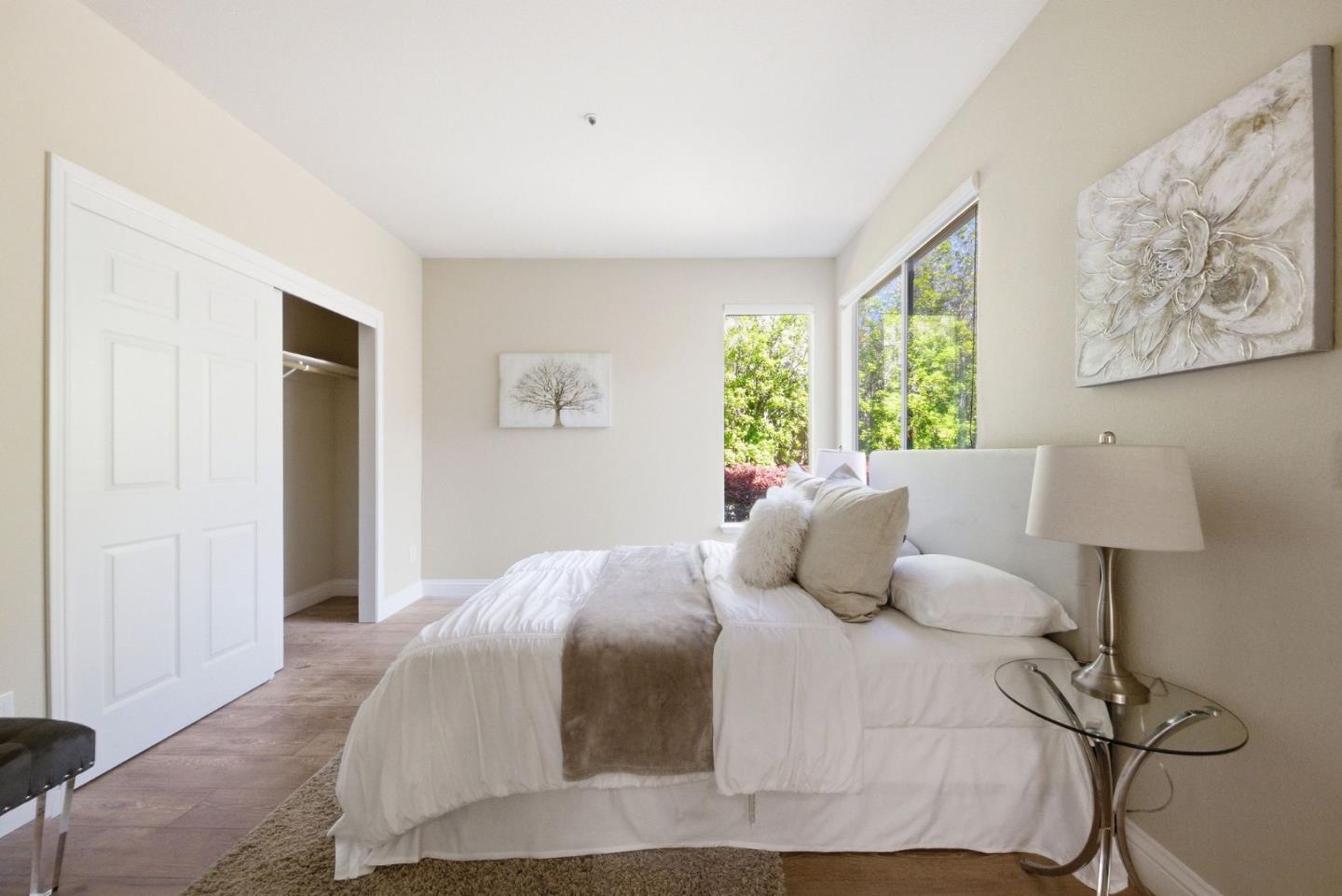 Detail Gallery Image 30 of 86 For 117 Lakewood Cir, San Mateo,  CA 94402 - 4 Beds | 3 Baths