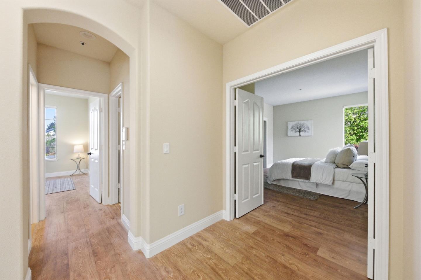 Detail Gallery Image 34 of 86 For 117 Lakewood Cir, San Mateo,  CA 94402 - 4 Beds | 3 Baths