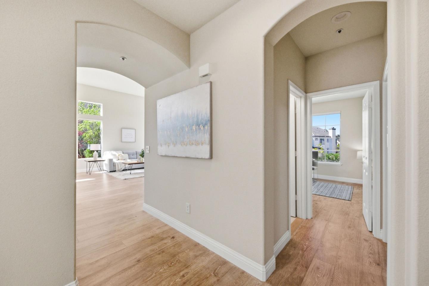 Detail Gallery Image 35 of 86 For 117 Lakewood Cir, San Mateo,  CA 94402 - 4 Beds | 3 Baths