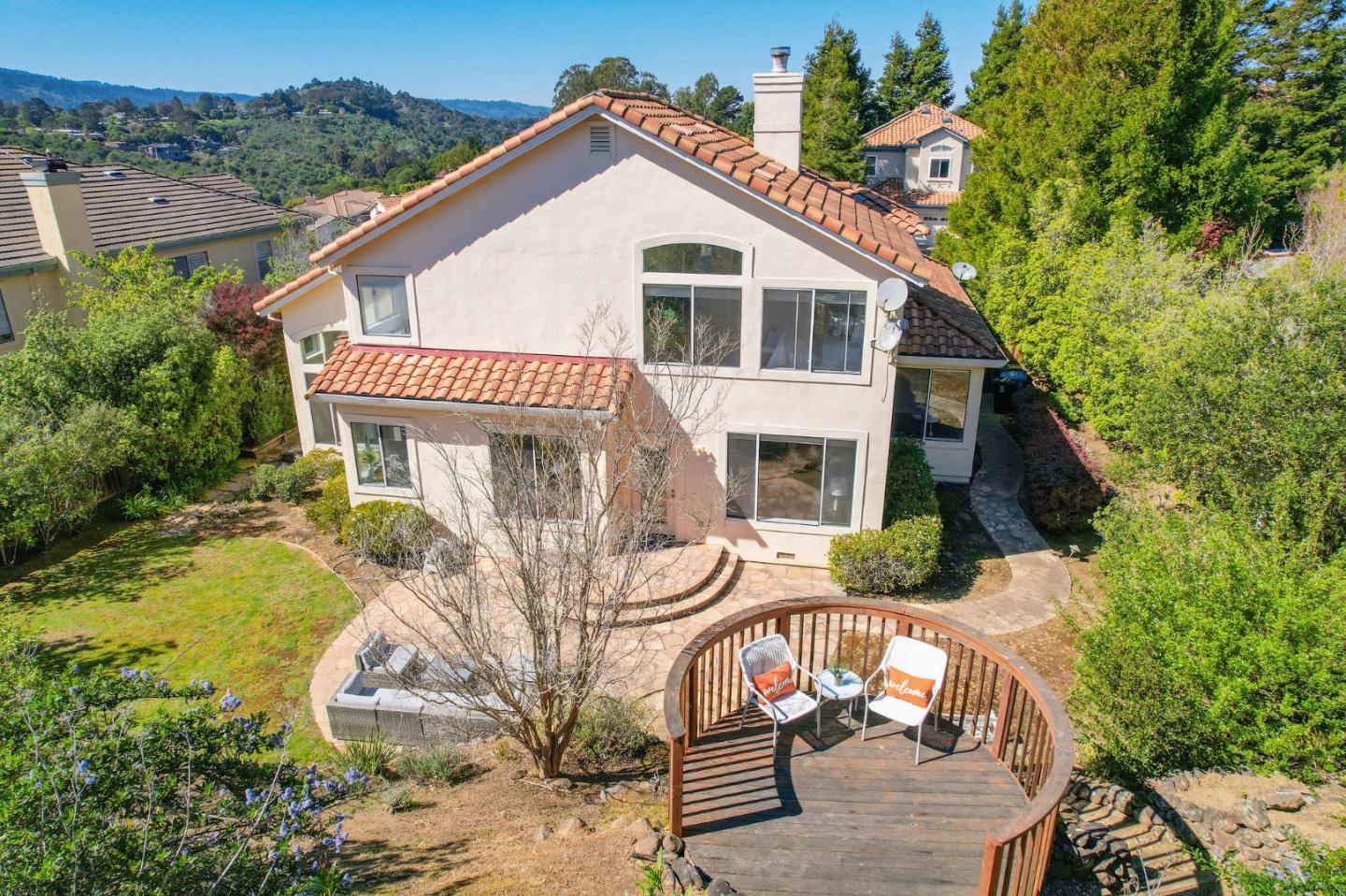 Detail Gallery Image 72 of 86 For 117 Lakewood Cir, San Mateo,  CA 94402 - 4 Beds | 3 Baths