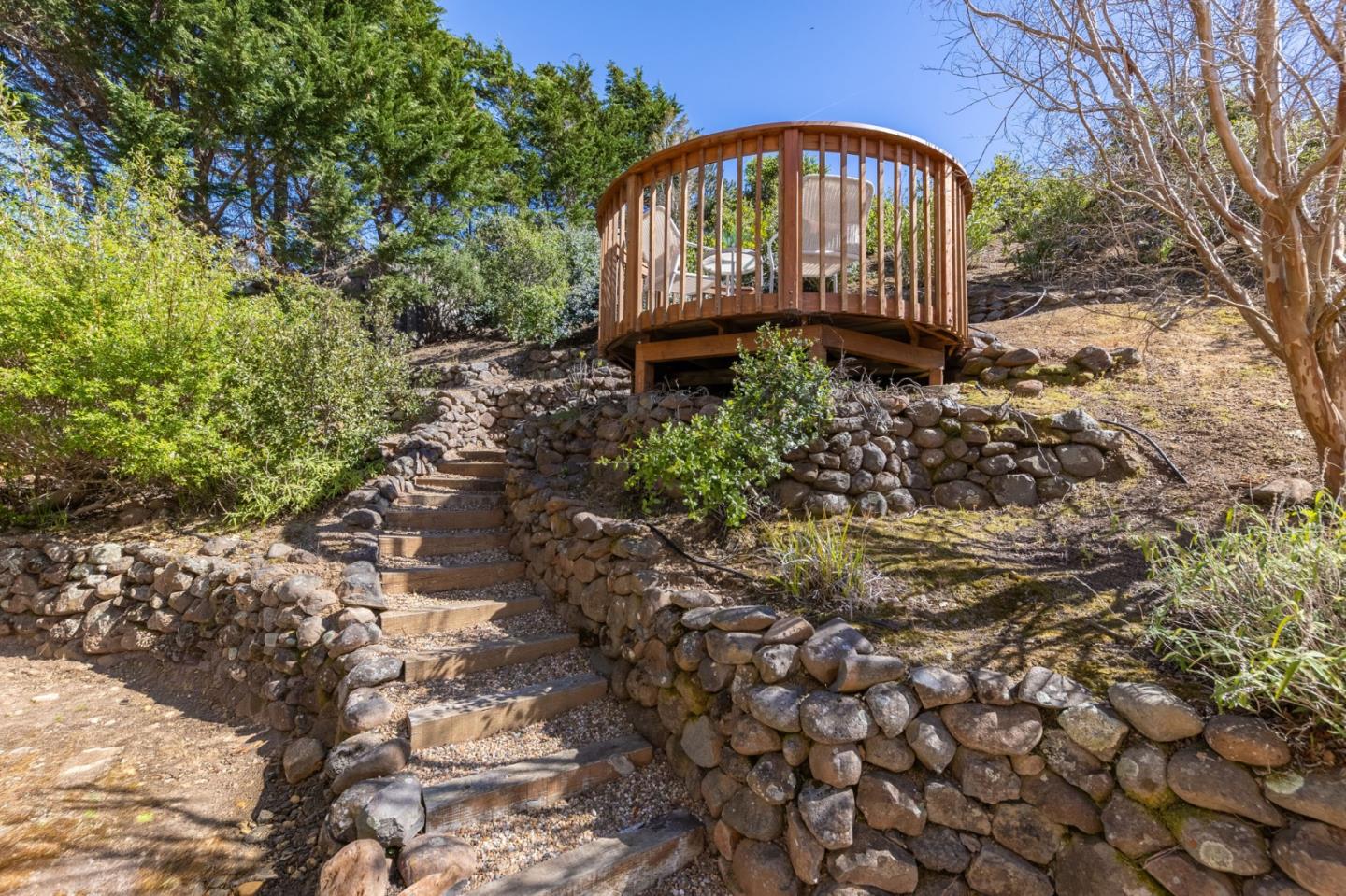 Detail Gallery Image 75 of 86 For 117 Lakewood Cir, San Mateo,  CA 94402 - 4 Beds | 3 Baths