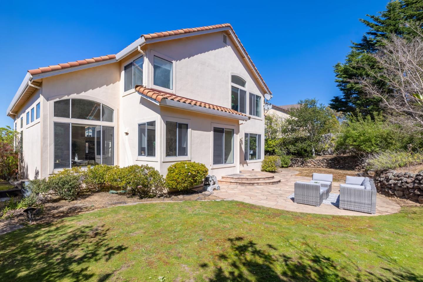 Detail Gallery Image 81 of 86 For 117 Lakewood Cir, San Mateo,  CA 94402 - 4 Beds | 3 Baths