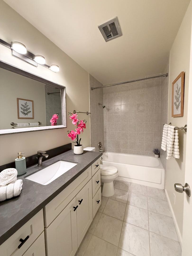 222 Laurel Street UNIT 105, San Carlos, CA, 94070