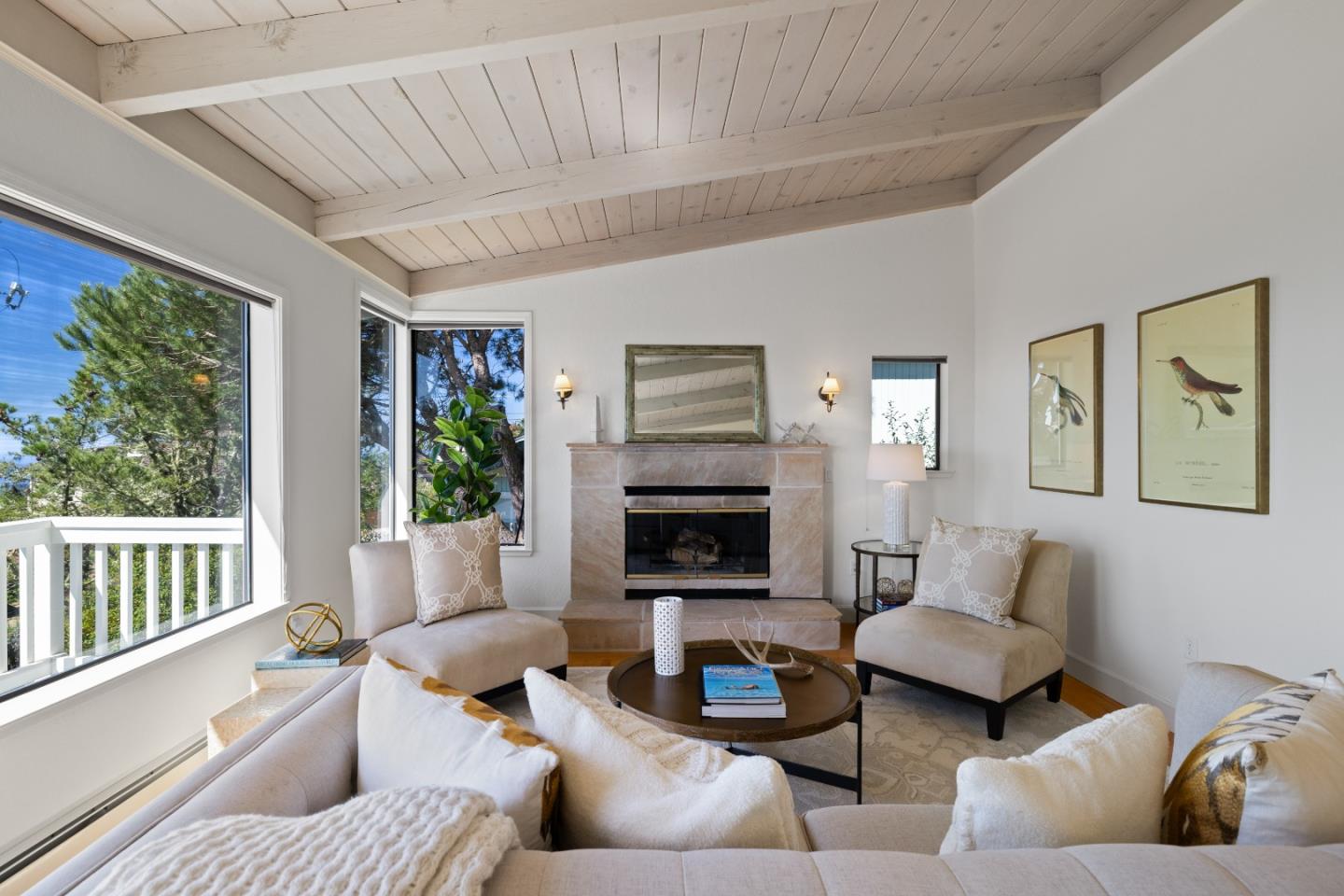 Detail Gallery Image 28 of 66 For 103 Dolphine Ave, El Granada,  CA 94018 - 5 Beds | 3/1 Baths