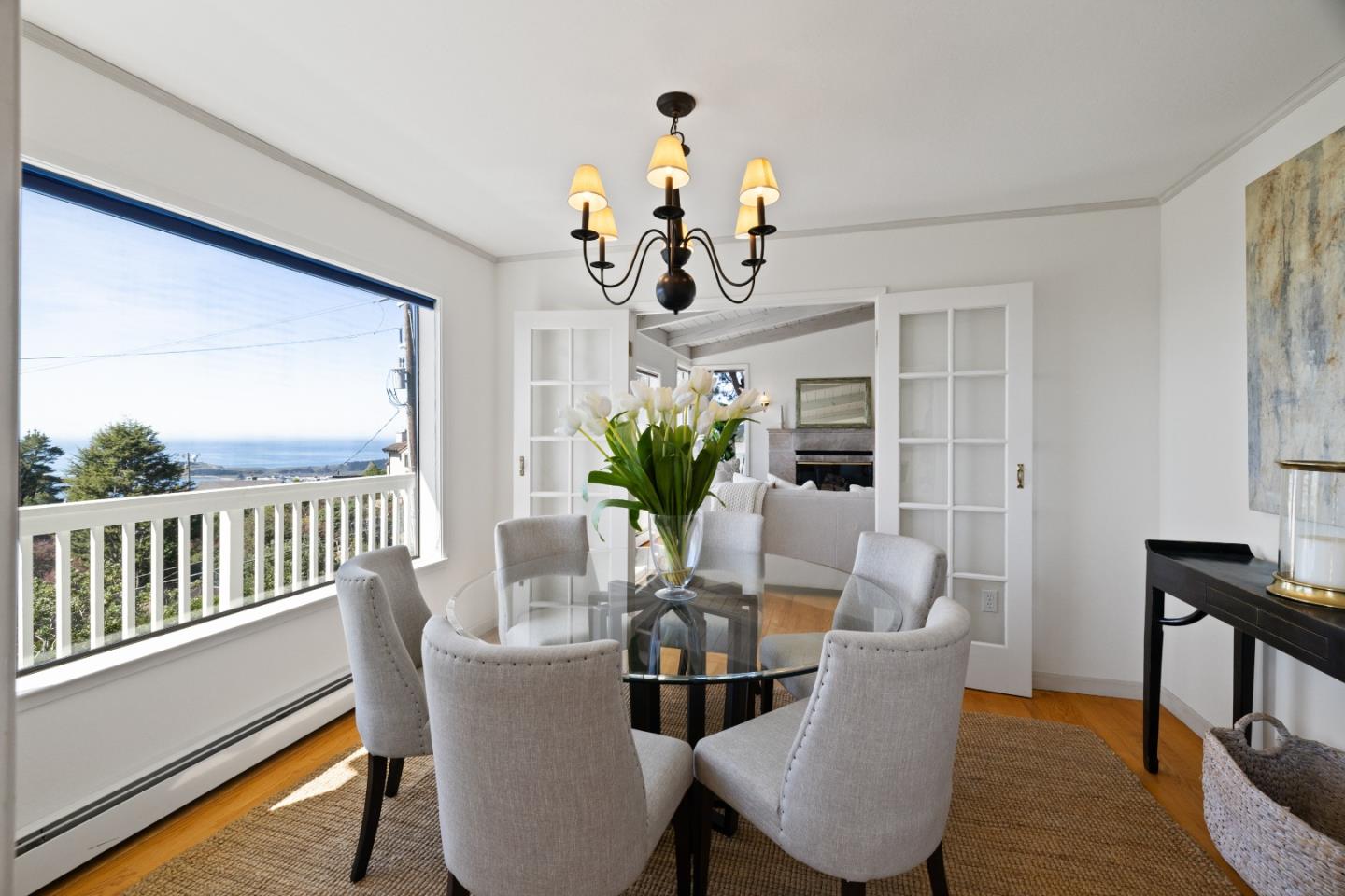 Detail Gallery Image 35 of 66 For 103 Dolphine Ave, El Granada,  CA 94018 - 5 Beds | 3/1 Baths