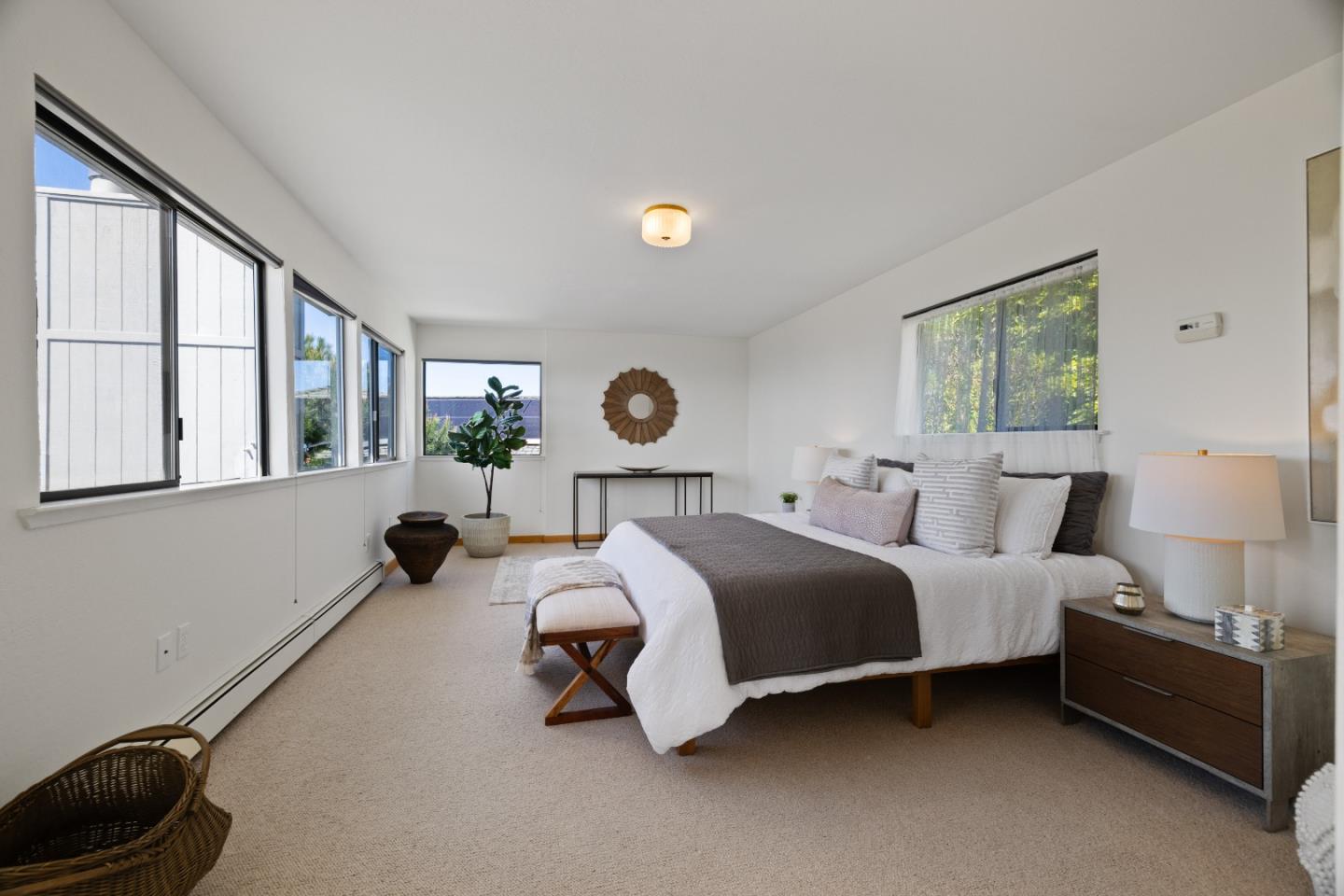 Detail Gallery Image 41 of 66 For 103 Dolphine Ave, El Granada,  CA 94018 - 5 Beds | 3/1 Baths