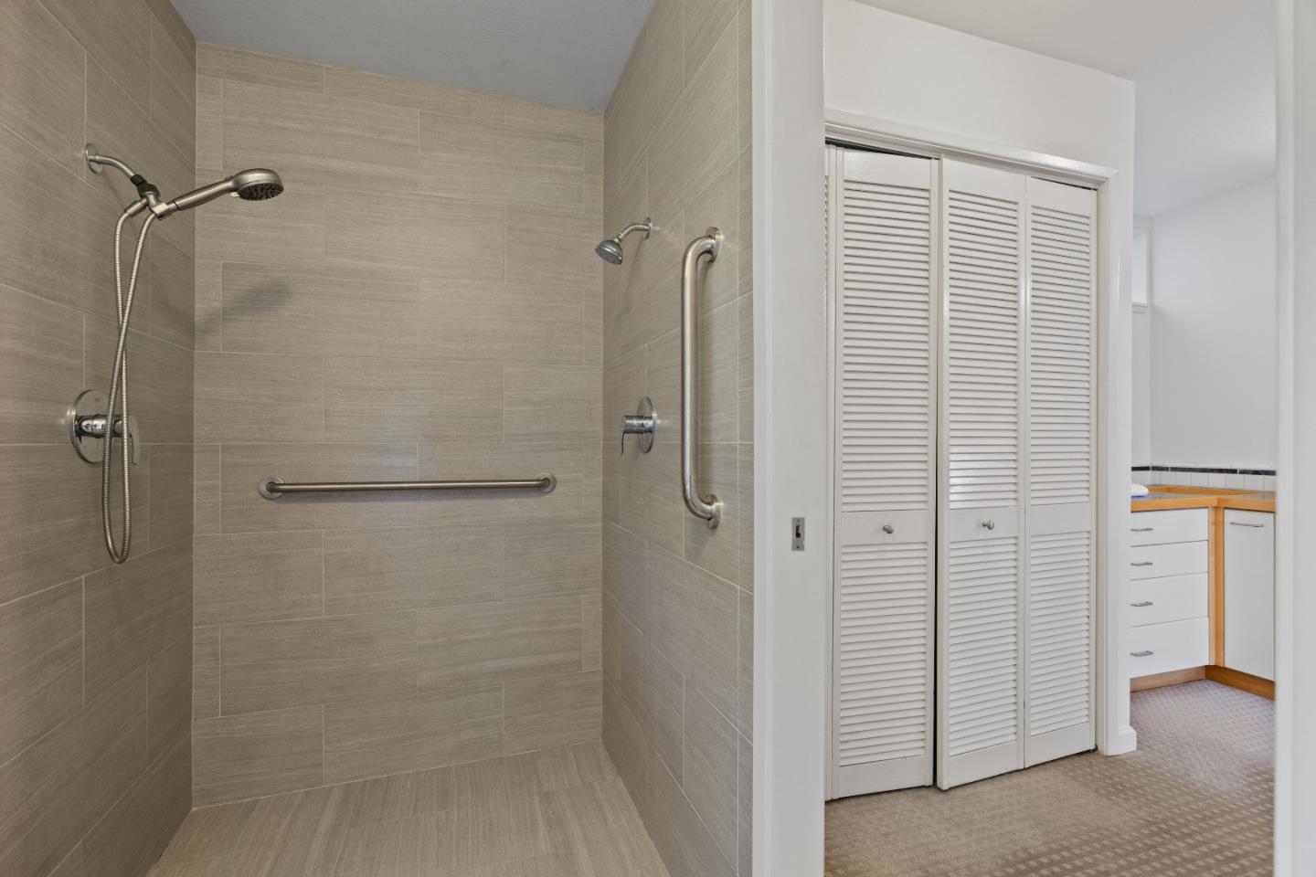 Detail Gallery Image 52 of 66 For 103 Dolphine Ave, El Granada,  CA 94018 - 5 Beds | 3/1 Baths