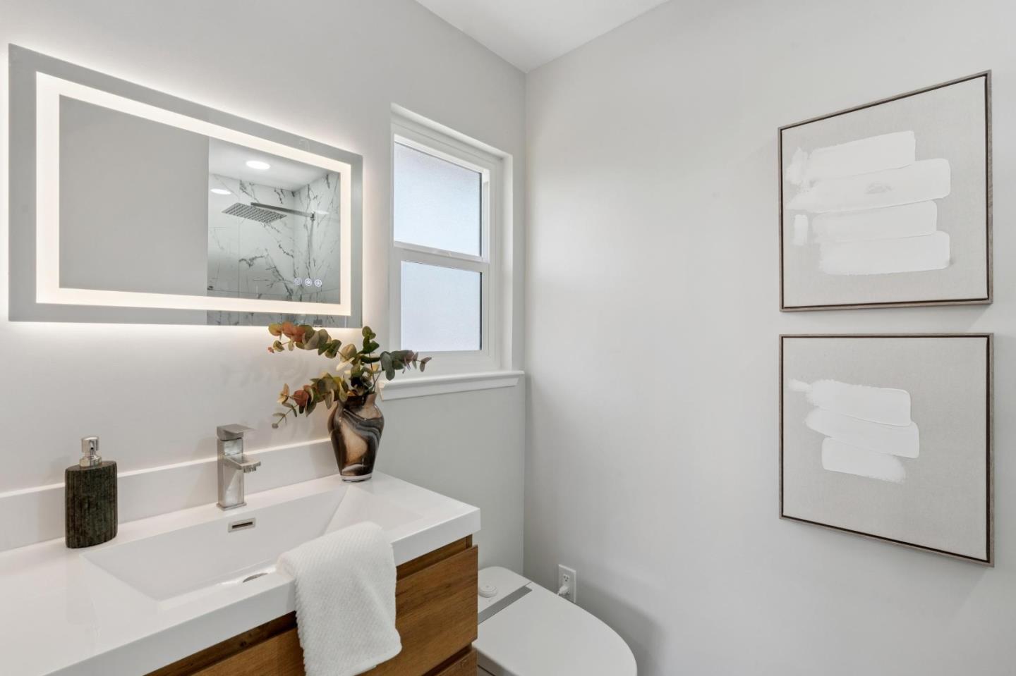 Detail Gallery Image 28 of 63 For 846 San Ramon Ave, Moss Beach,  CA 94038 - 5 Beds | 2/1 Baths