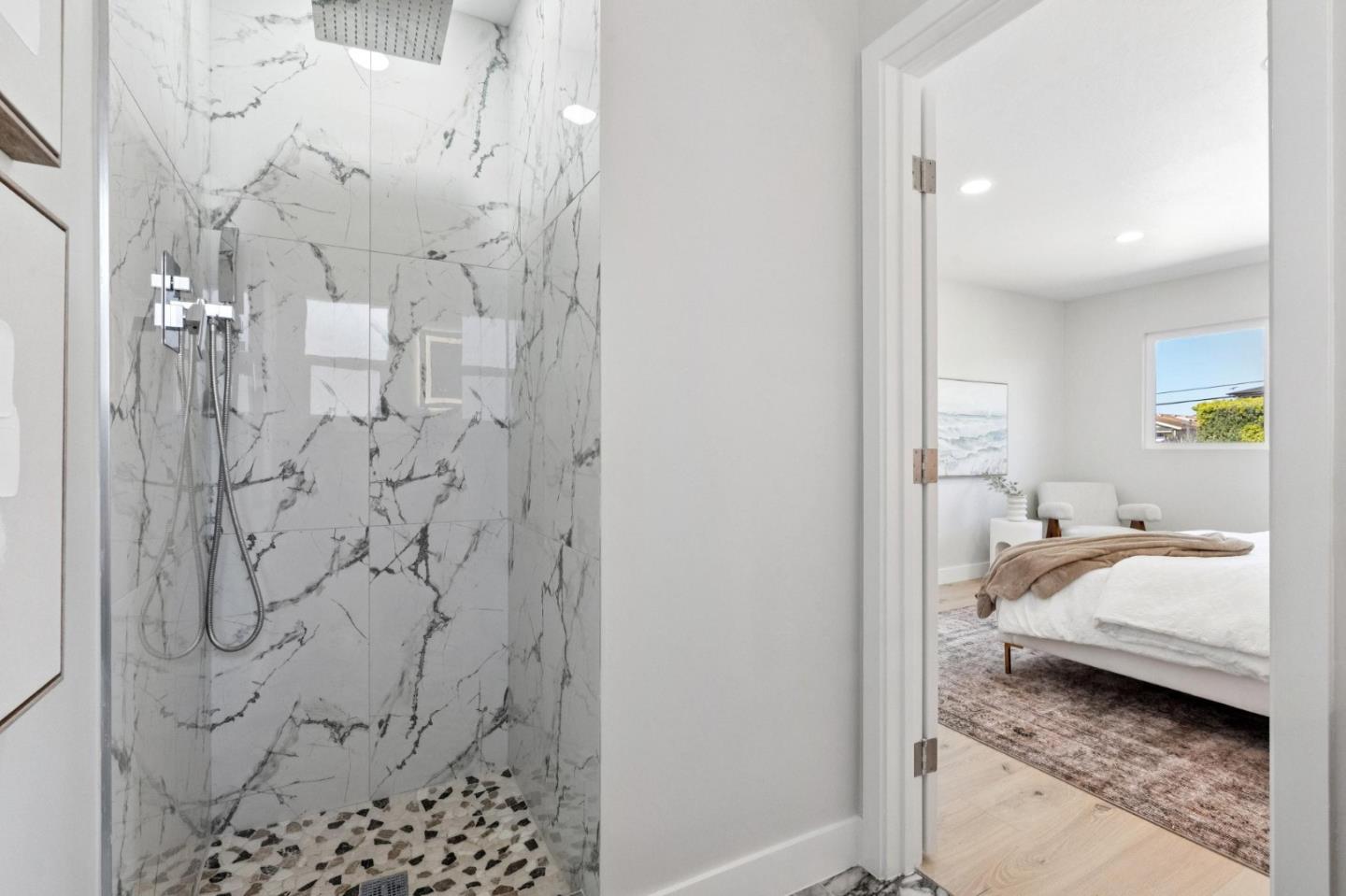 Detail Gallery Image 29 of 63 For 846 San Ramon Ave, Moss Beach,  CA 94038 - 5 Beds | 2/1 Baths