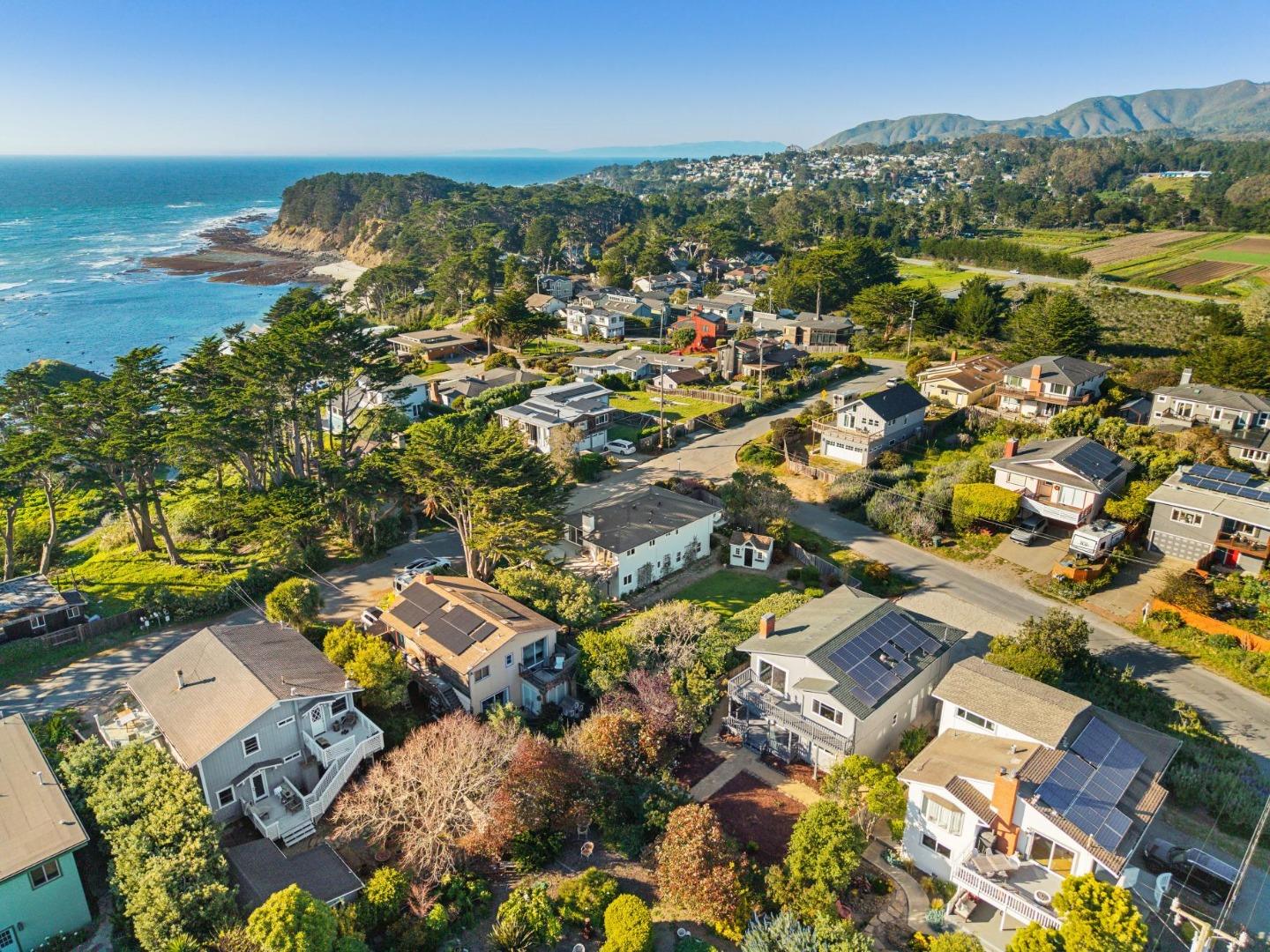 Detail Gallery Image 63 of 63 For 846 San Ramon Ave, Moss Beach,  CA 94038 - 5 Beds | 2/1 Baths