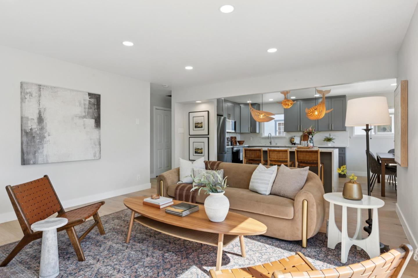 Detail Gallery Image 7 of 63 For 846 San Ramon Ave, Moss Beach,  CA 94038 - 5 Beds | 2/1 Baths