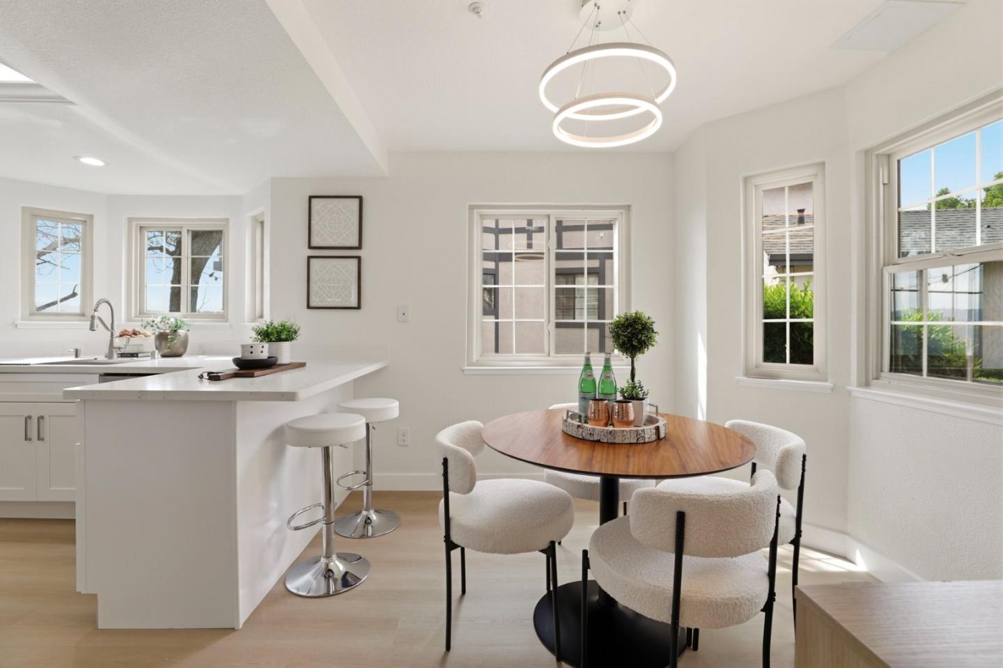 Detail Gallery Image 17 of 49 For 120 Haslemere Ct, Lafayette,  CA 94549 - 3 Beds | 3 Baths