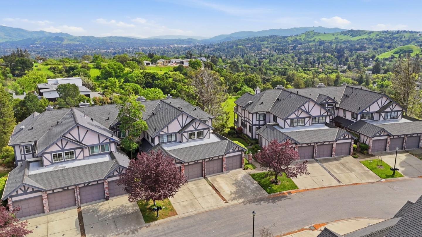 Detail Gallery Image 34 of 49 For 120 Haslemere Ct, Lafayette,  CA 94549 - 3 Beds | 3 Baths