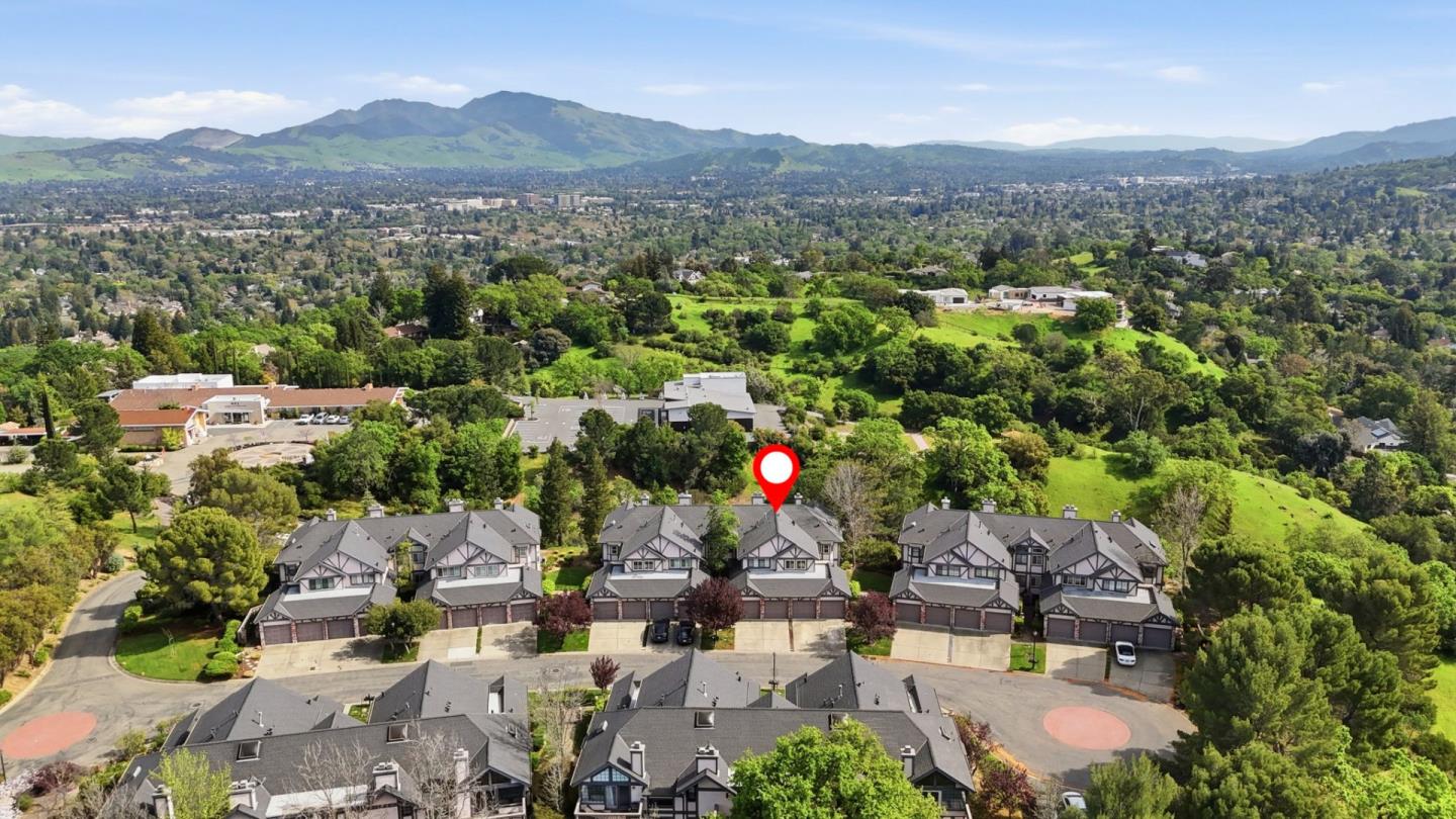 Detail Gallery Image 40 of 49 For 120 Haslemere Ct, Lafayette,  CA 94549 - 3 Beds | 3 Baths