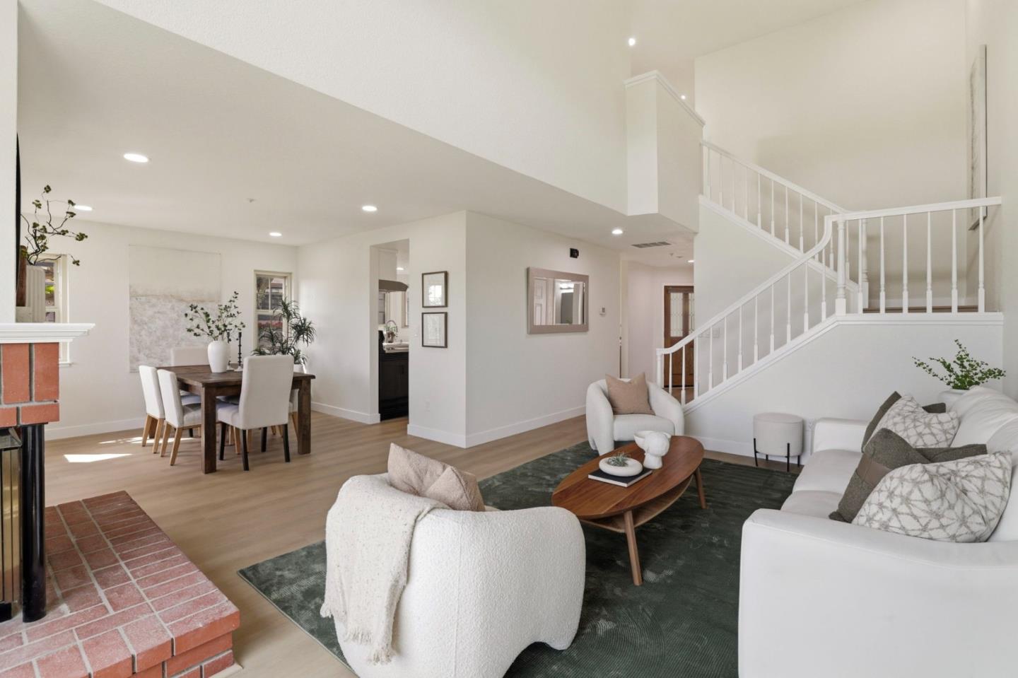 Detail Gallery Image 9 of 49 For 120 Haslemere Ct, Lafayette,  CA 94549 - 3 Beds | 3 Baths