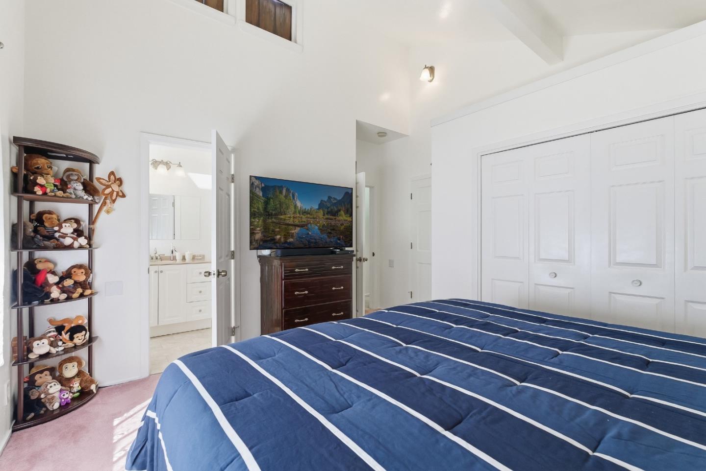 Detail Gallery Image 35 of 46 For 76 Fay Ave, San Carlos,  CA 94070 - 3 Beds | 2/1 Baths