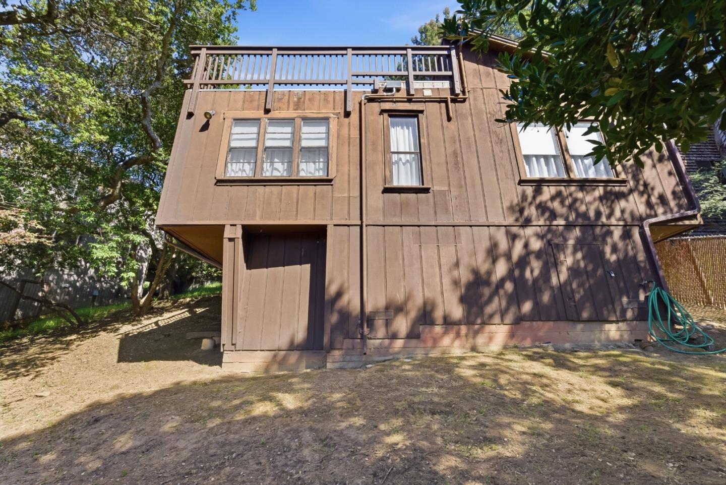 Detail Gallery Image 41 of 46 For 76 Fay Ave, San Carlos,  CA 94070 - 3 Beds | 2/1 Baths