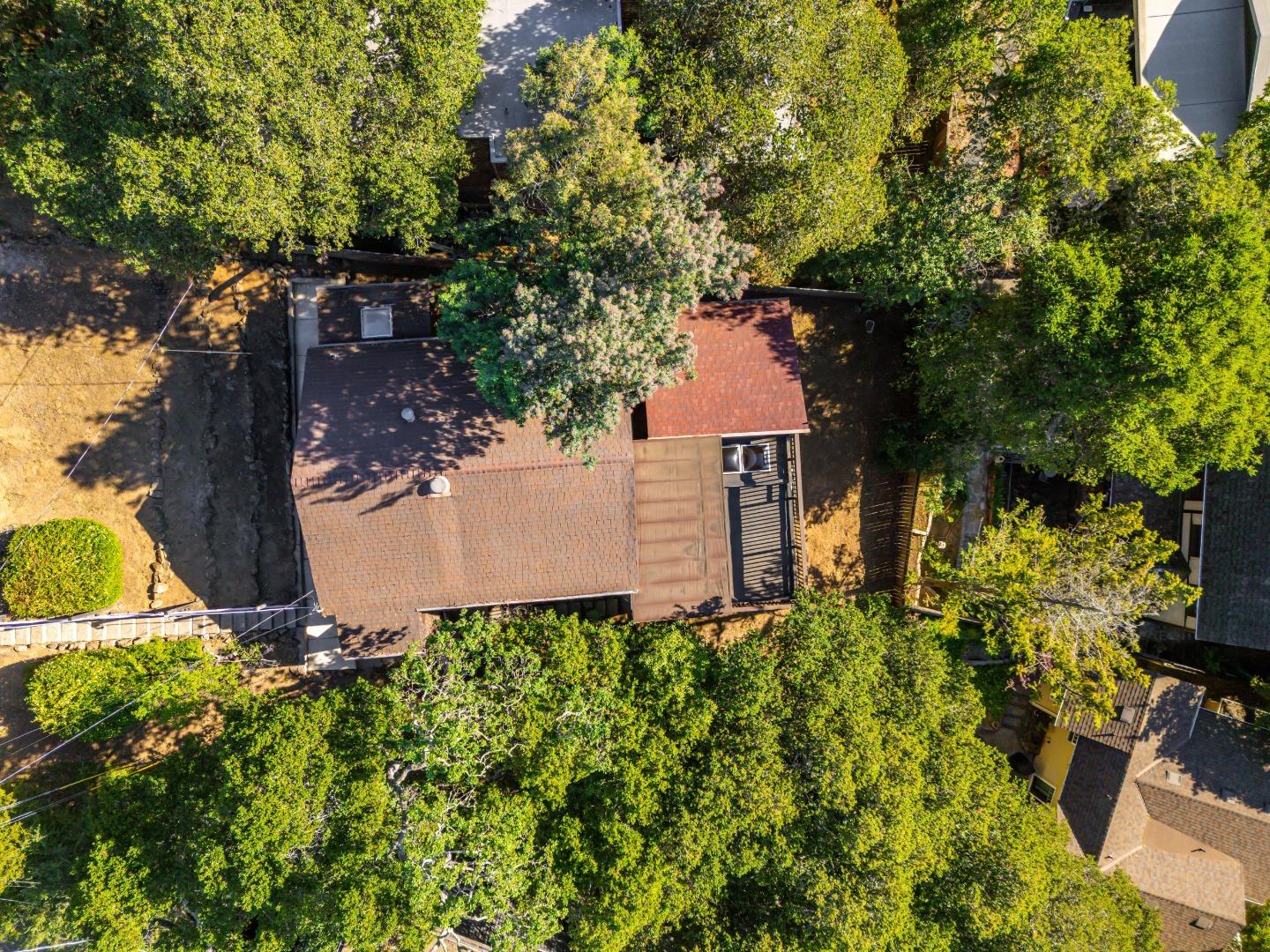 Detail Gallery Image 42 of 46 For 76 Fay Ave, San Carlos,  CA 94070 - 3 Beds | 2/1 Baths