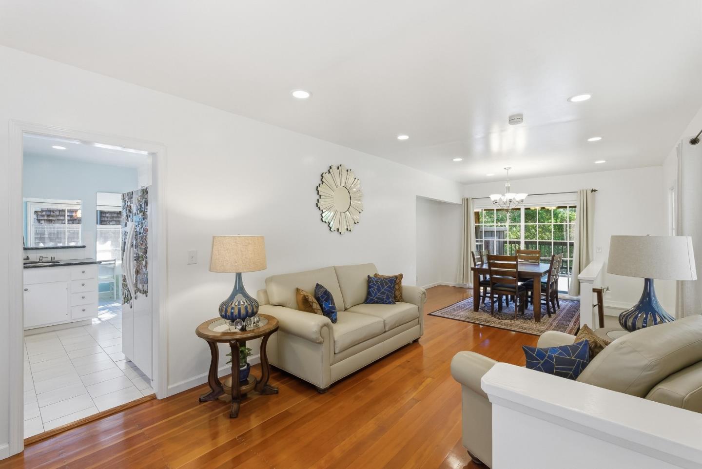 Detail Gallery Image 5 of 46 For 76 Fay Ave, San Carlos,  CA 94070 - 3 Beds | 2/1 Baths