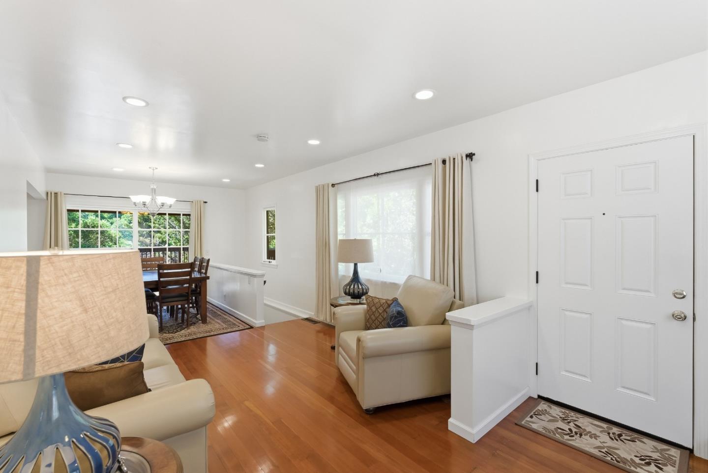 Detail Gallery Image 6 of 46 For 76 Fay Ave, San Carlos,  CA 94070 - 3 Beds | 2/1 Baths