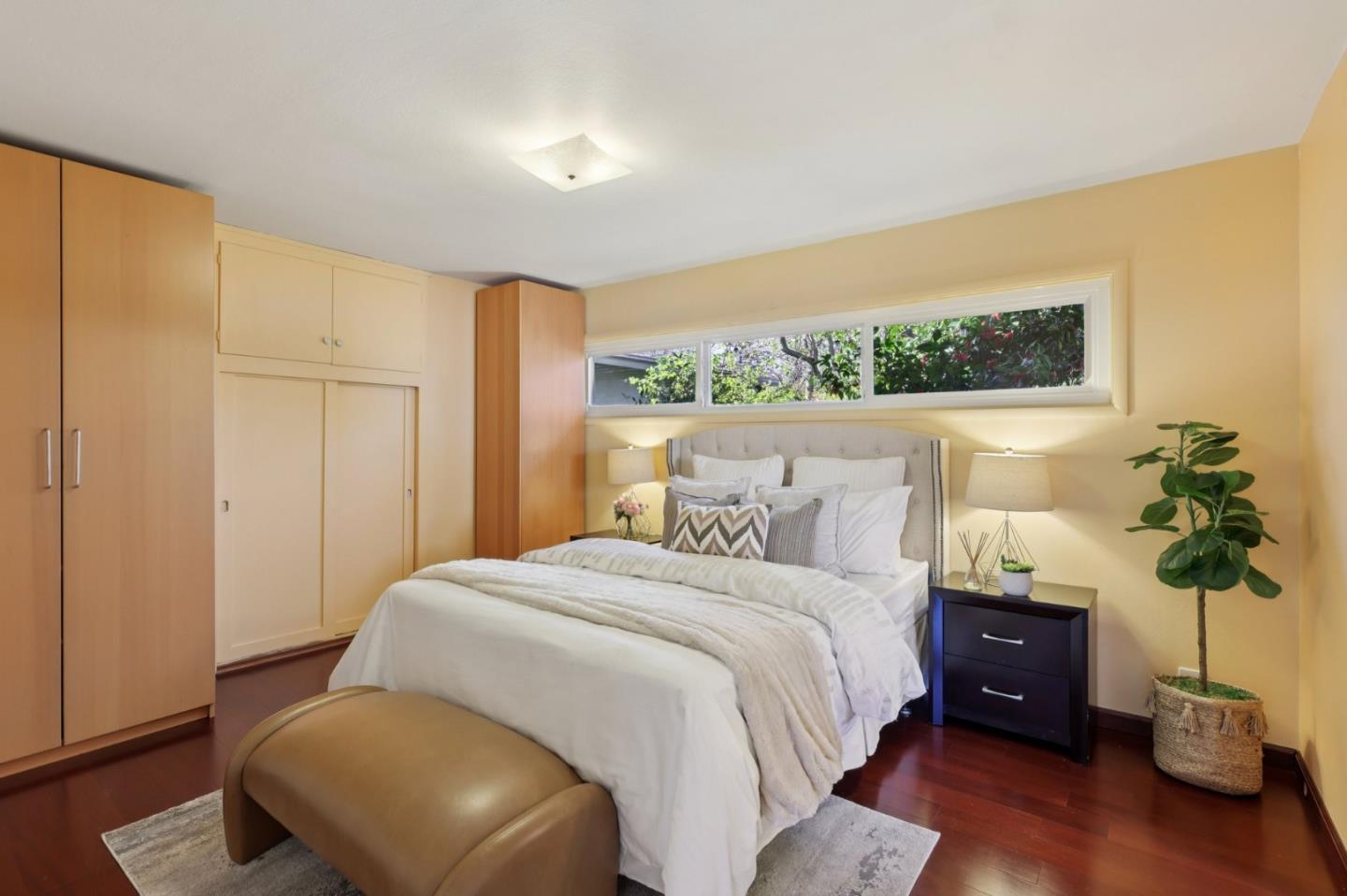 Detail Gallery Image 21 of 46 For 1515 Chula Vista Dr, Belmont,  CA 94002 - 3 Beds | 2 Baths