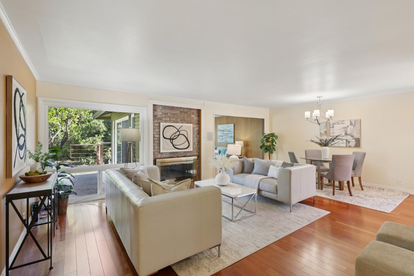 Detail Gallery Image 6 of 46 For 1515 Chula Vista Dr, Belmont,  CA 94002 - 3 Beds | 2 Baths