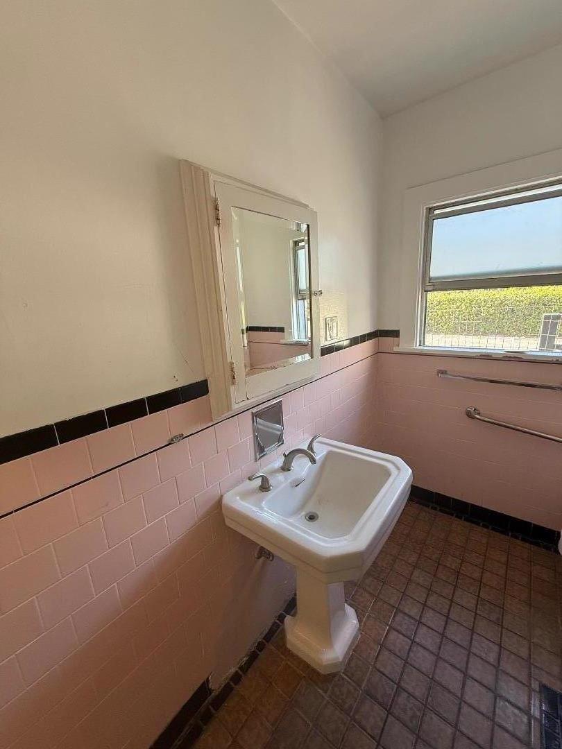 Detail Gallery Image 18 of 46 For 915 N 2nd St, San Jose,  CA 95112 - 3 Beds | 2 Baths