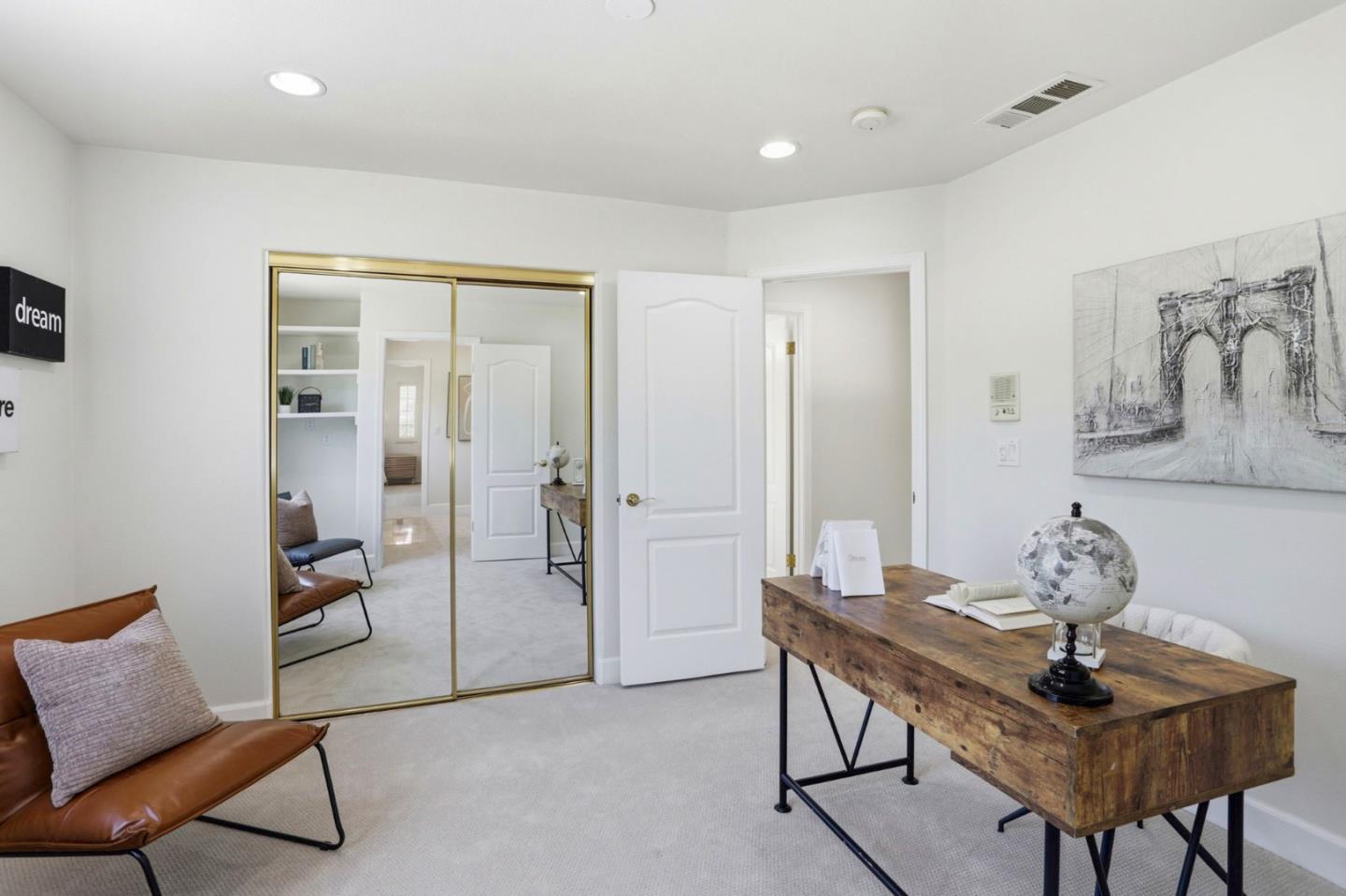 Detail Gallery Image 18 of 65 For 3283 Brittany Ct, San Jose,  CA 95135 - 5 Beds | 4/1 Baths