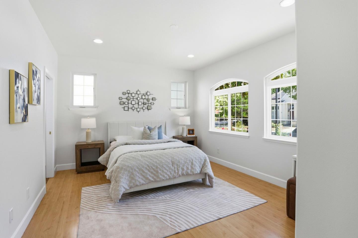 Detail Gallery Image 23 of 65 For 3283 Brittany Ct, San Jose,  CA 95135 - 5 Beds | 4/1 Baths