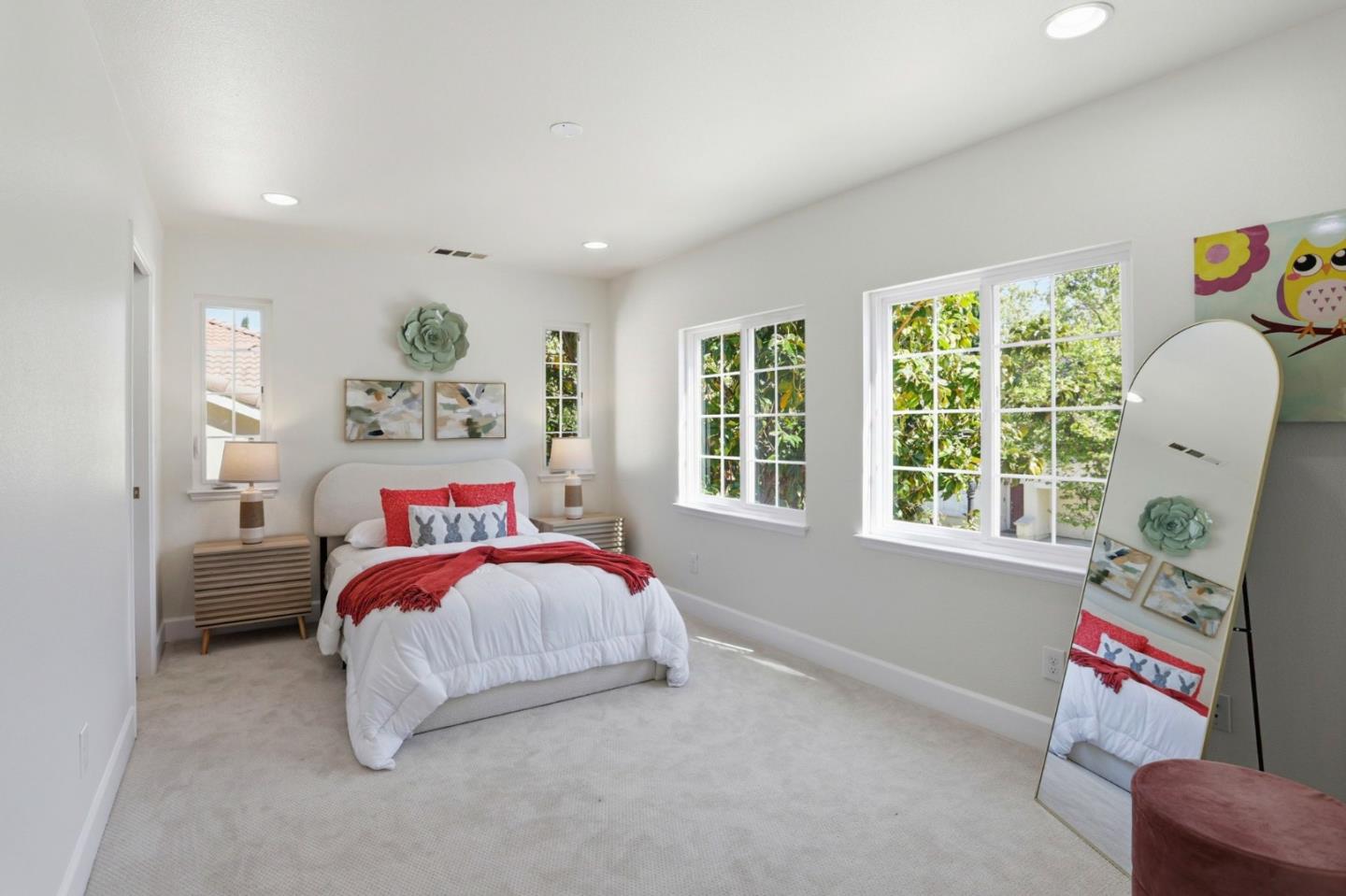 Detail Gallery Image 25 of 65 For 3283 Brittany Ct, San Jose,  CA 95135 - 5 Beds | 4/1 Baths