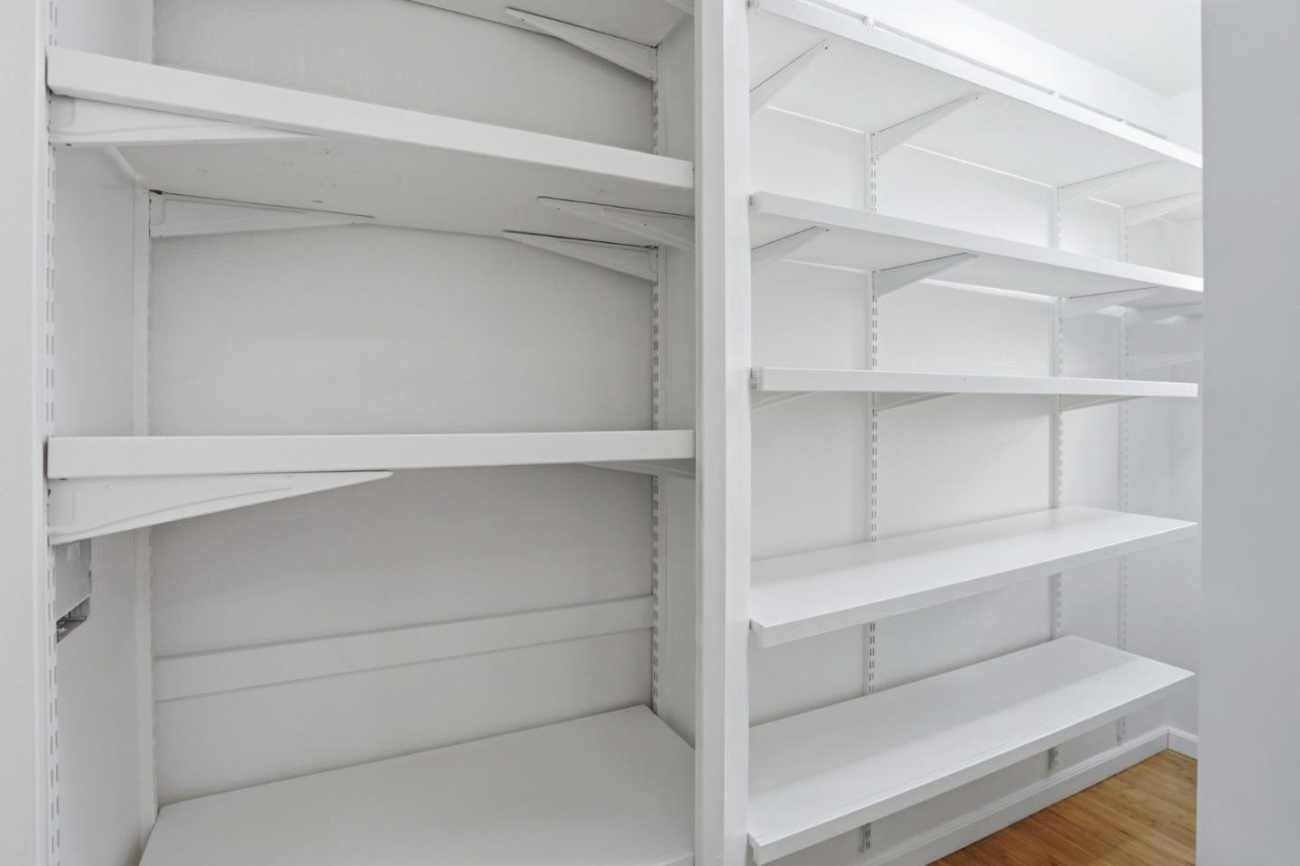 Detail Gallery Image 31 of 65 For 3283 Brittany Ct, San Jose,  CA 95135 - 5 Beds | 4/1 Baths