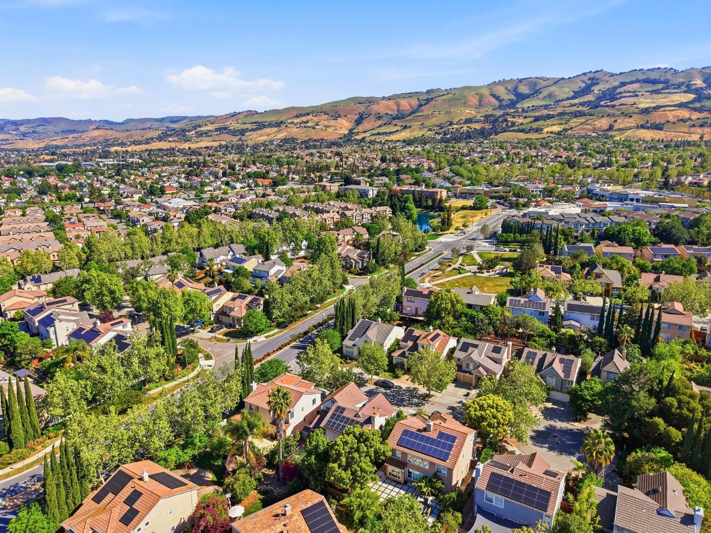 Detail Gallery Image 54 of 65 For 3283 Brittany Ct, San Jose,  CA 95135 - 5 Beds | 4/1 Baths